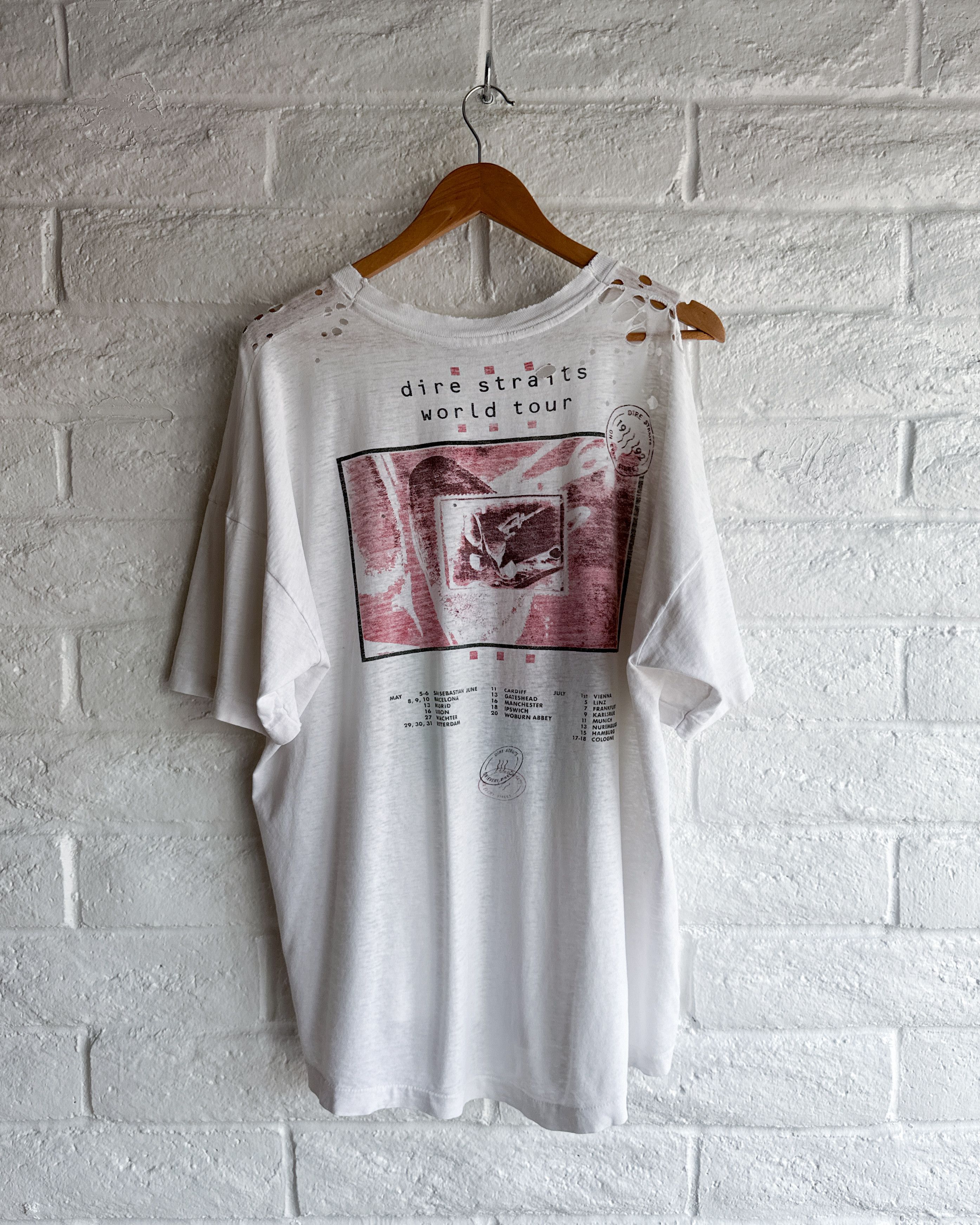 Vintage Vintage 90s Dire Straits T Shirt XL Thrashed Threadbare Size US XL / EU 56 / 4 - 5 Thumbnail