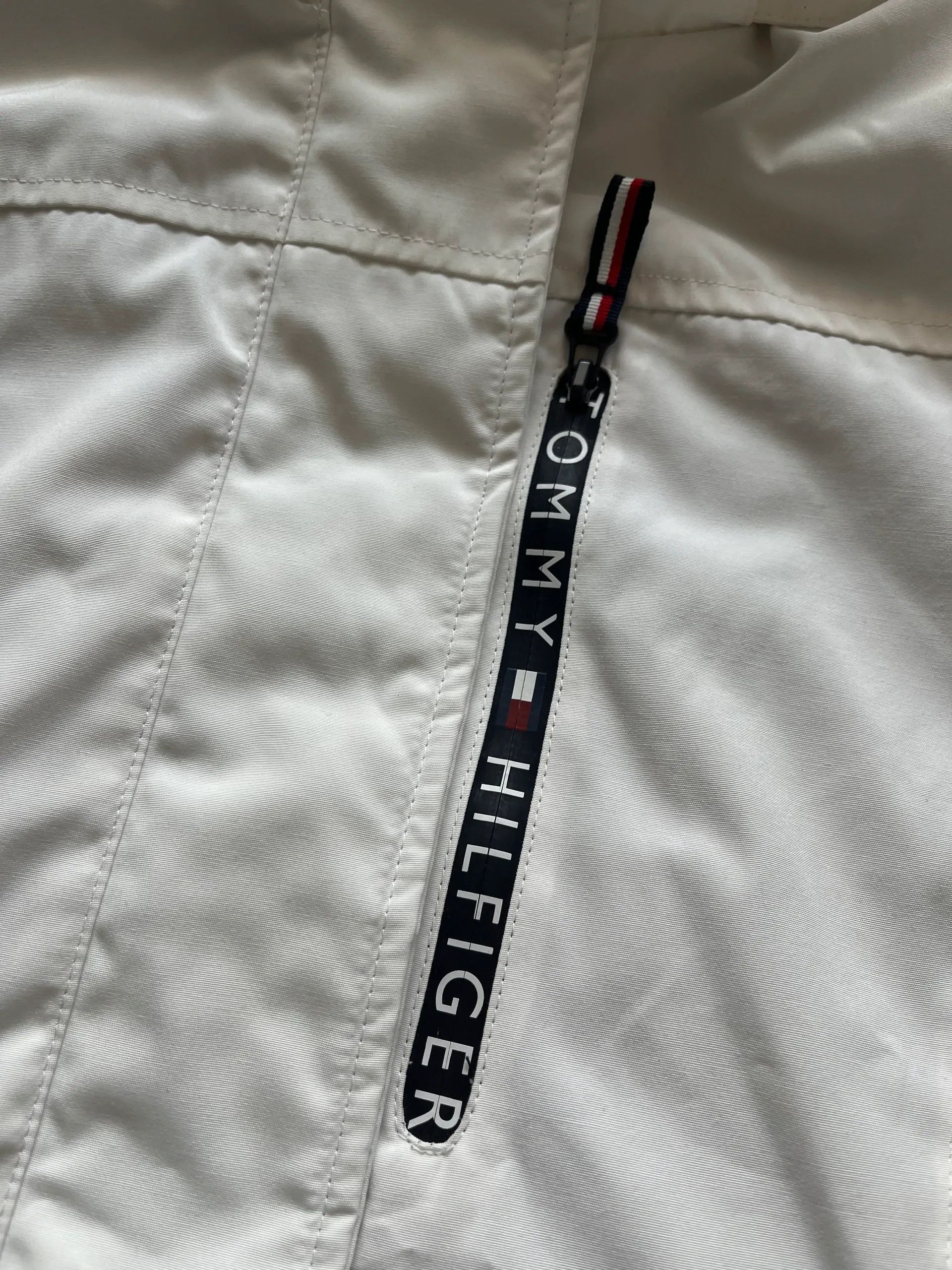 Tommy Hilfiger Tommy Hilfiger Jacket White Rare Sz M-L Size M / US 6-8 / IT 42-44 - 7 Thumbnail