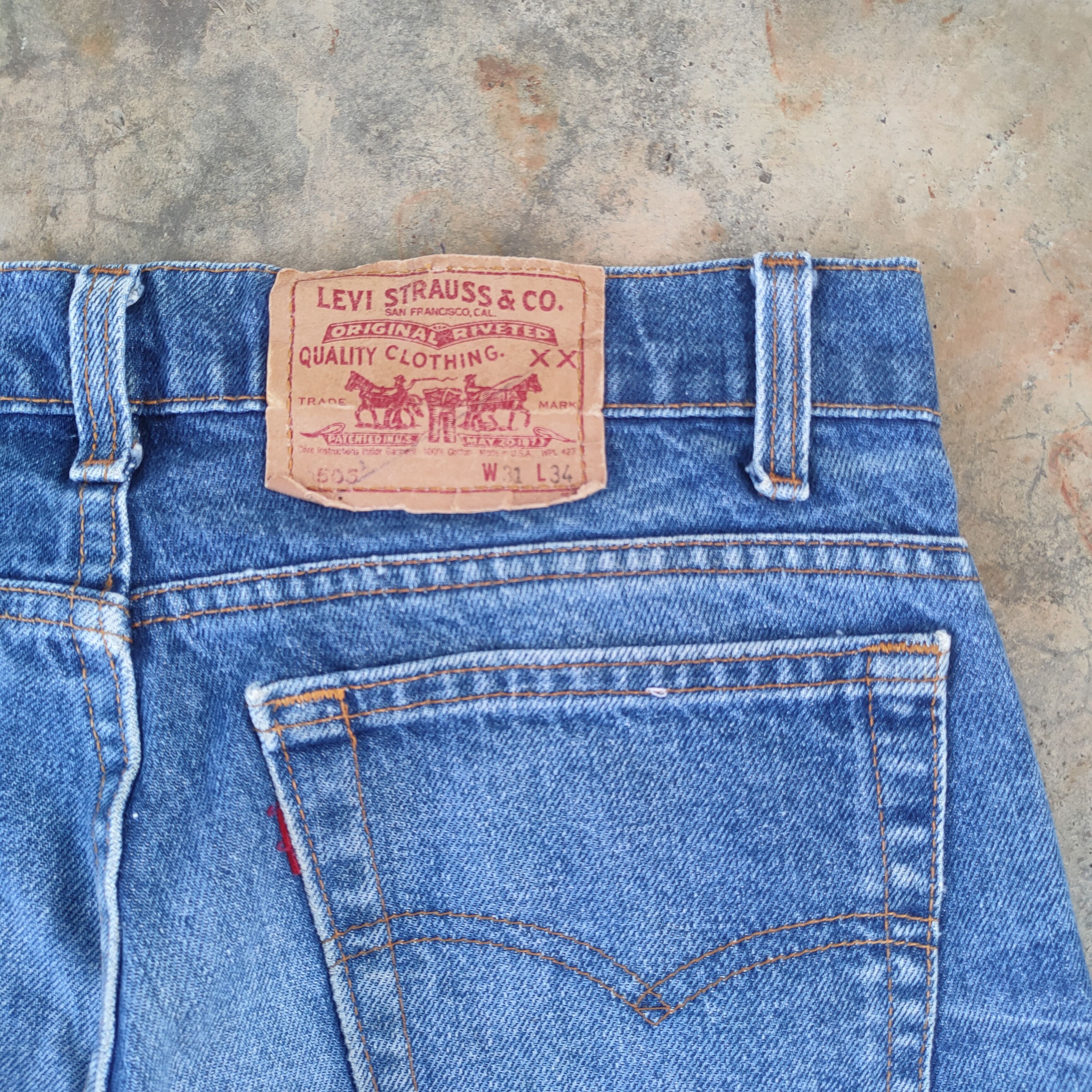 Levi's Vintage Clothing W30 VINTAGE LEVI'S 505 FADED DISTRESSED RIPPED JEANS PANTS Size US 30 / EU 46 - 12 Thumbnail