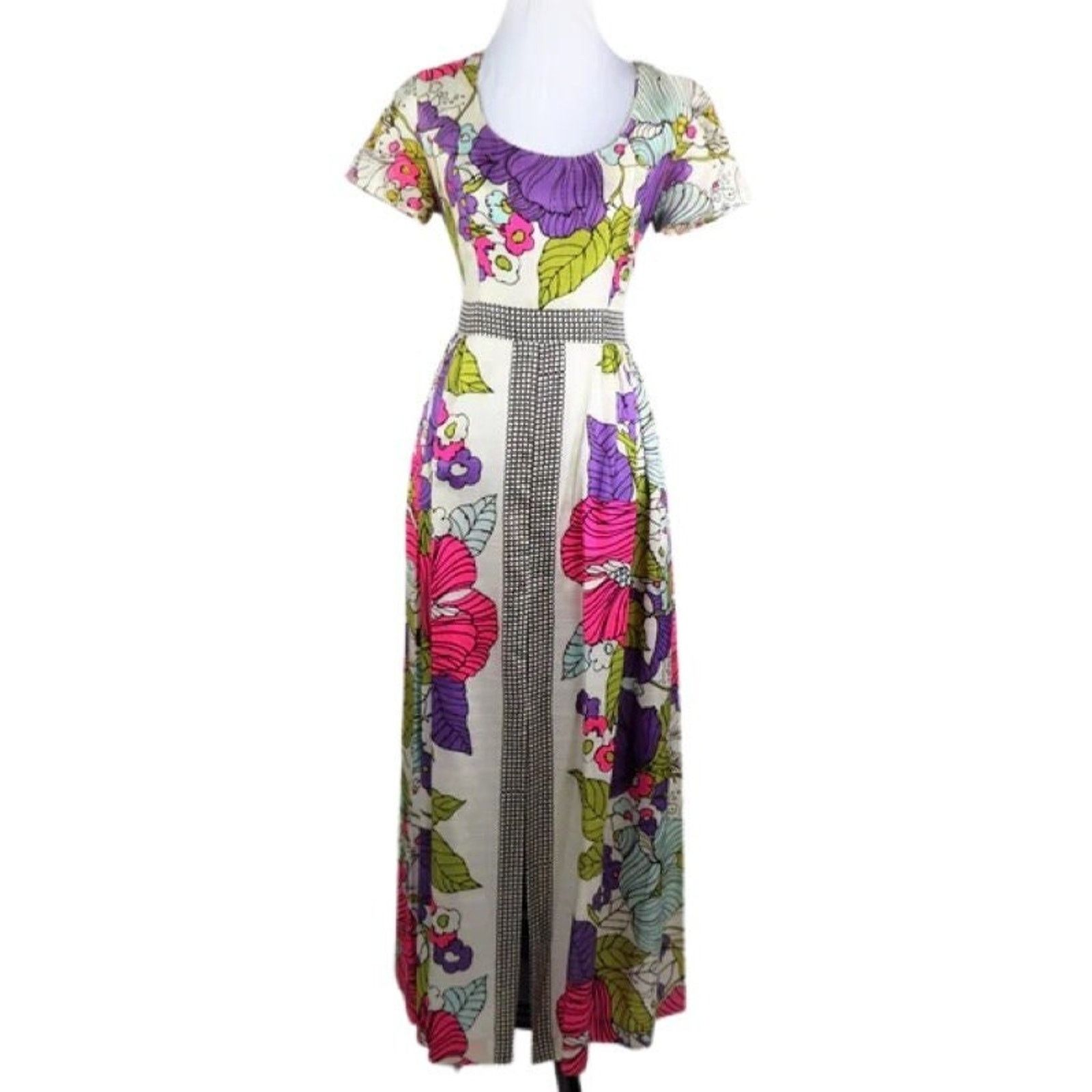 Vintage Vintage 1960s Keyloun Geometric Floral Print Maxi SM/Med Size S / US 4 / IT 40 - 1 Thumbnail