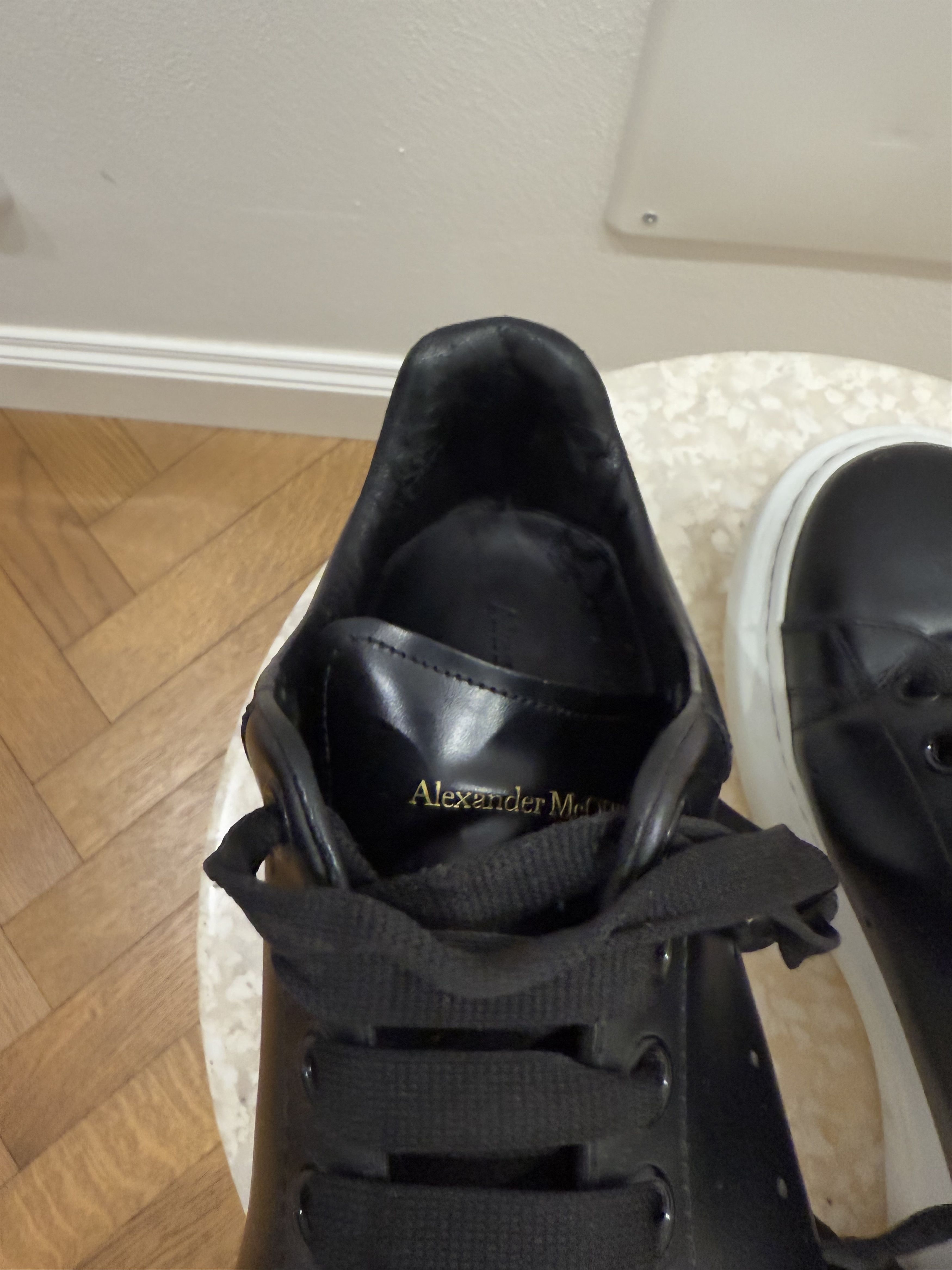 Alexander McQueen Oversized Sneaker in Black Size US 8.5 / EU 41-42 - 9 Thumbnail
