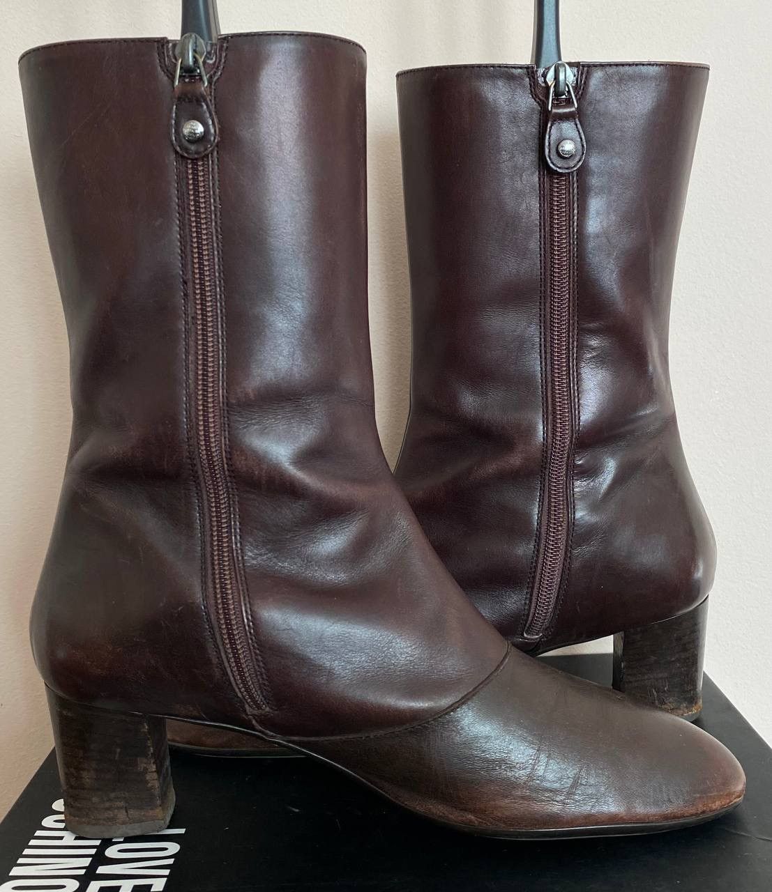 Salvatore Ferragamo Vintage Salvatore Ferragamo Women's Boots Size US 9.5 / IT 39.5 - 7 Thumbnail
