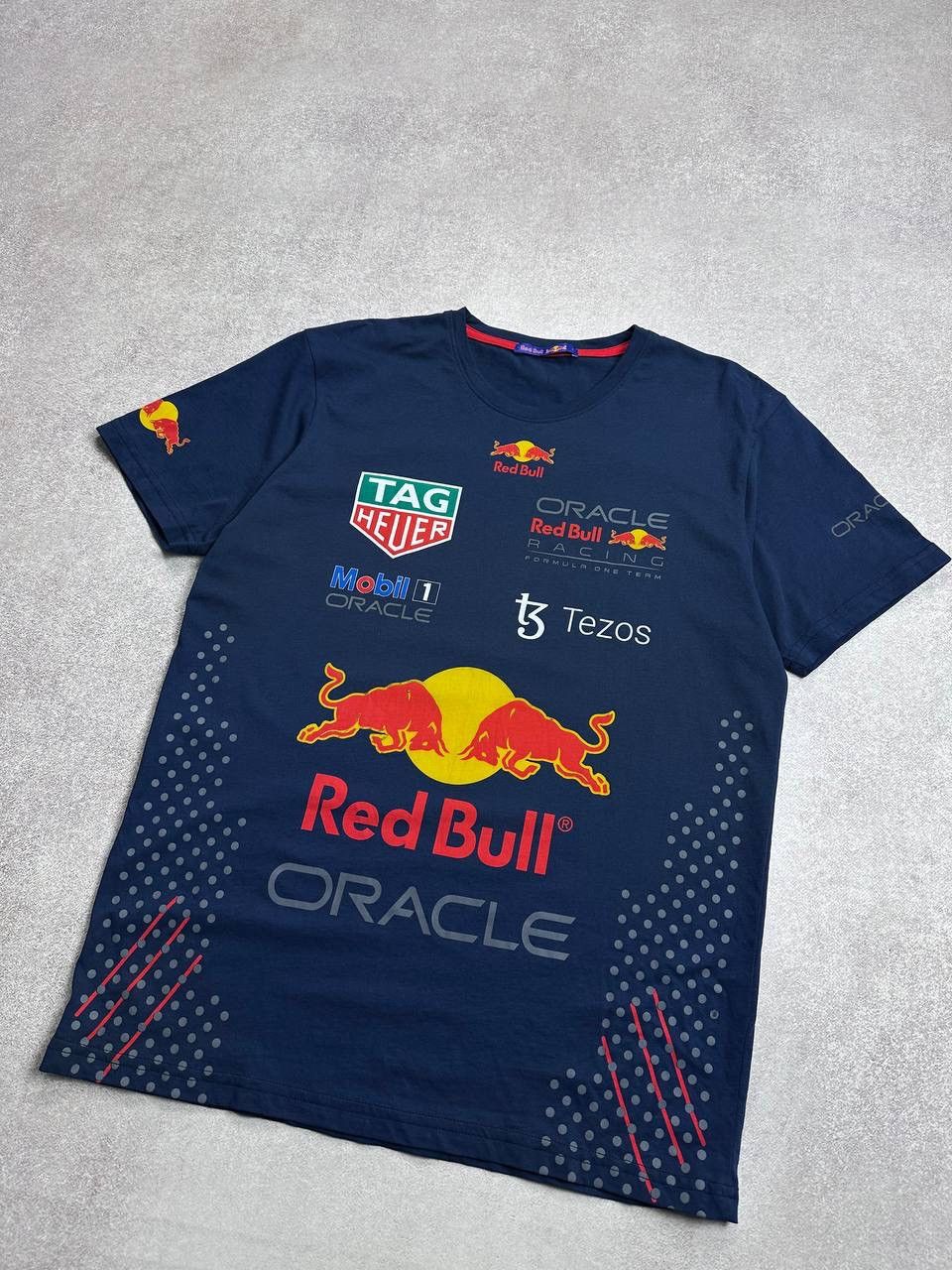 Vintage Vintage Red Bull F-1 Racing Oracle Racing T-shirt L Size US L / EU 52-54 / 3 - 2 Thumbnail