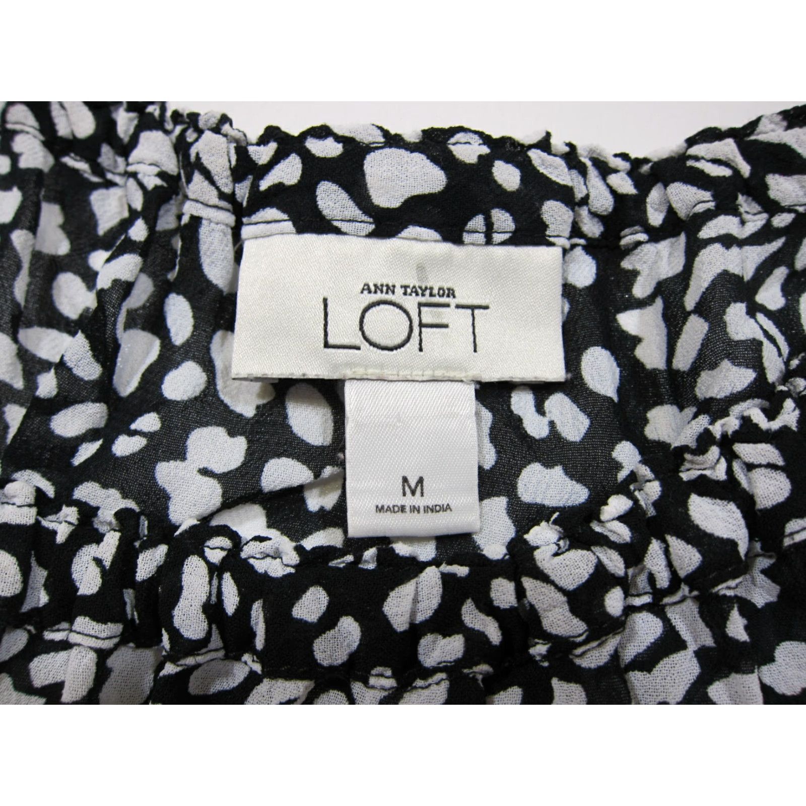 Ann Taylor VINTAGE Ann Taylor Loft Rayon Black White Polka Dot Short Sleeve Tunic Top Blouse Medium Size M / US 6-8 / IT 42-44 - 4 Thumbnail