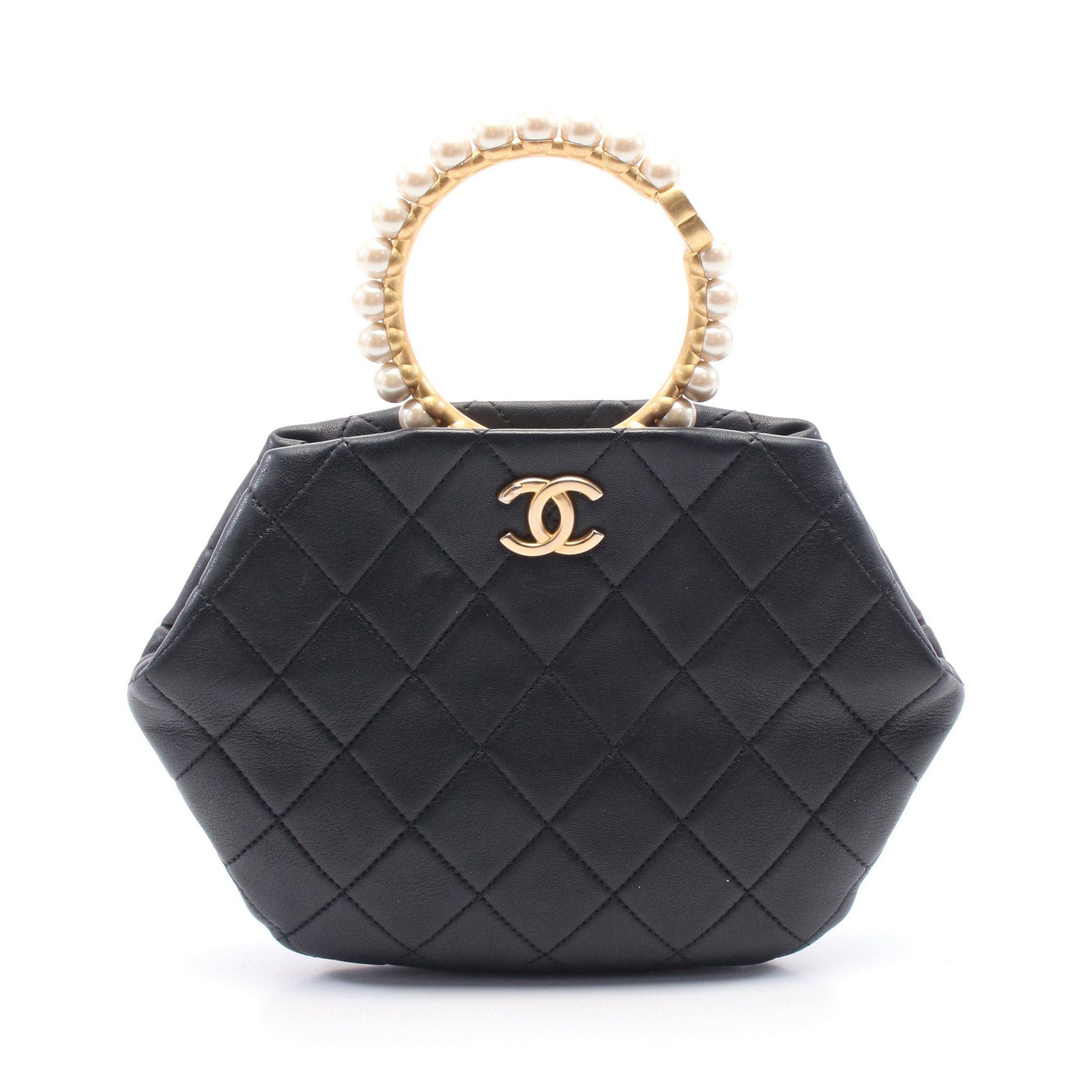 Chanel Chanel Matelasse Handbag Leather Black Gold Hardware Size ONE SIZE - 1 Thumbnail