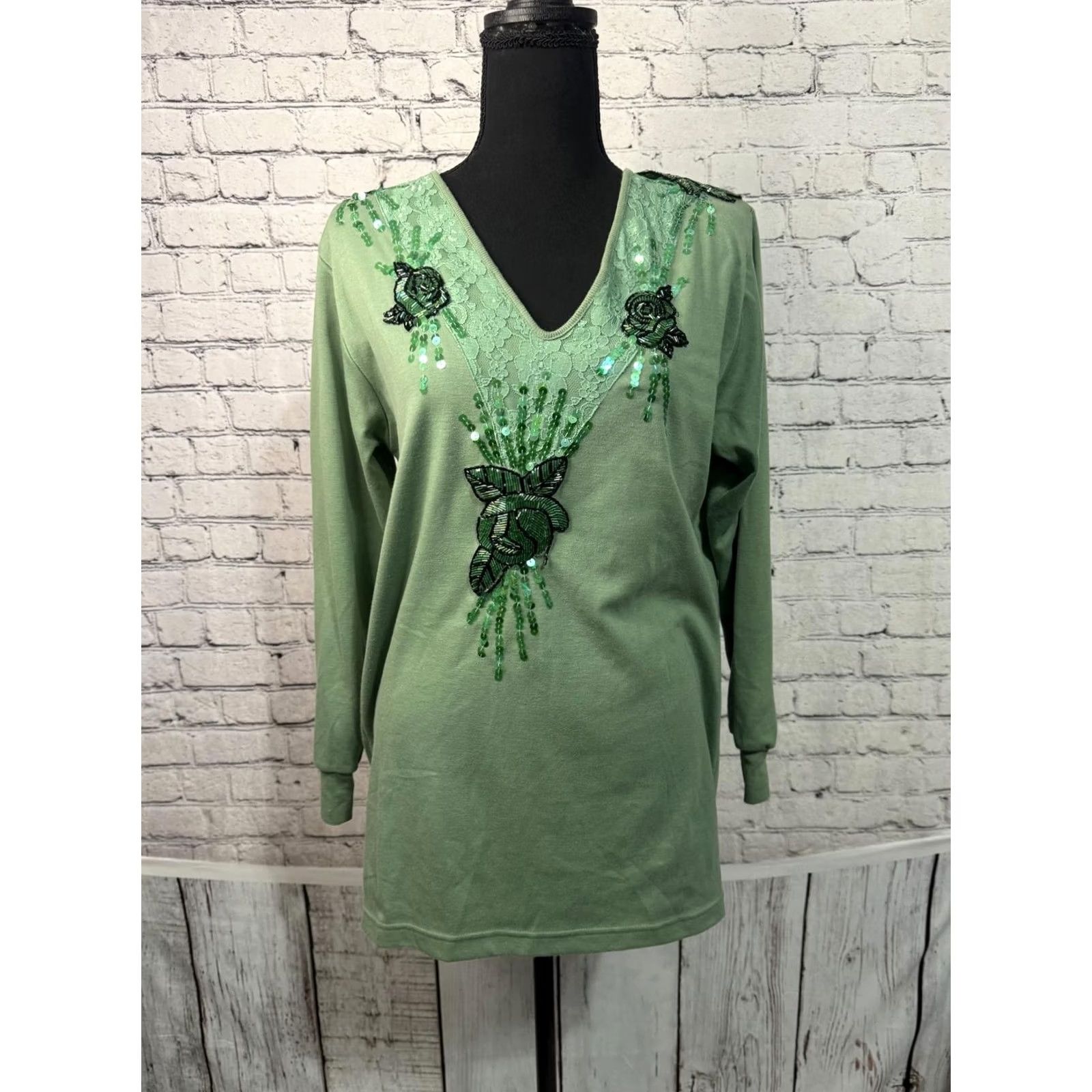 Vintage VINTAGE Lacy Afternoon Women's Long Sleeve Top Green Sequin Floral Lace Detail M Regular Size M Size M / US 6-8 / IT 42-44 - 6 Thumbnail