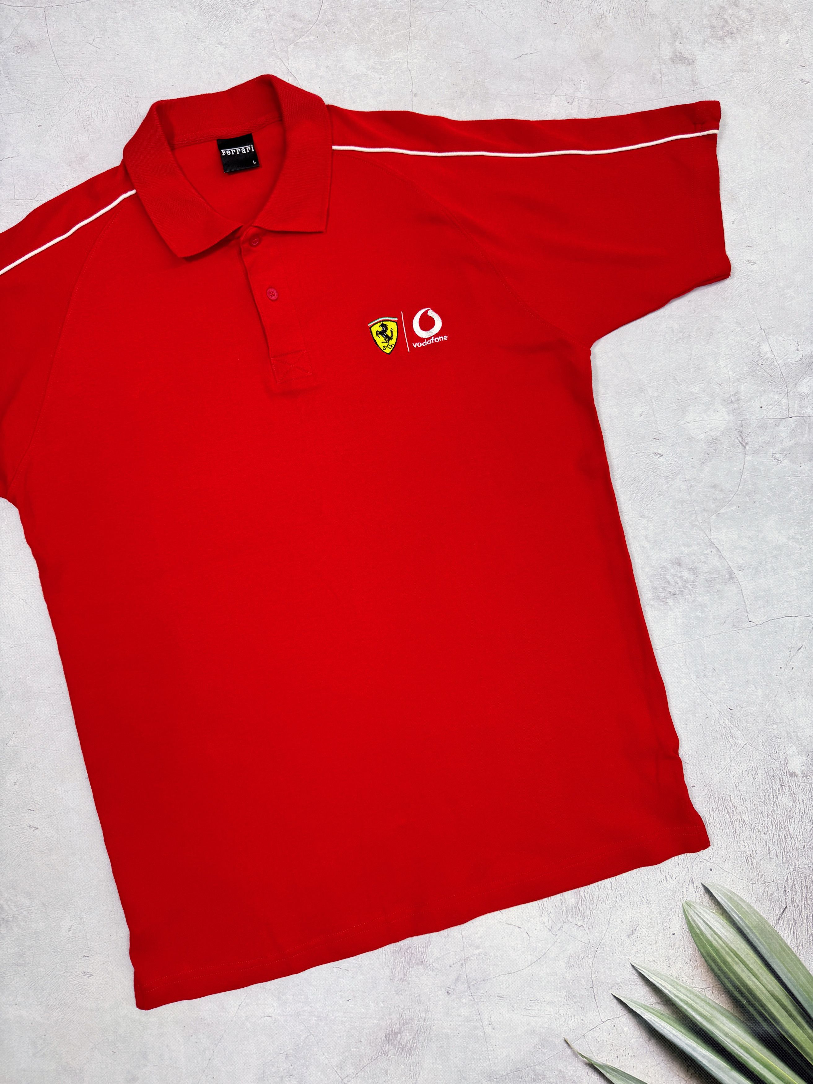 Ferrari × Formula 1 × Vintage Y2K 2002 Ferrari & Vodafone Polo T-Shirt Racing F1 Team Size US M / EU 48-50 / 2 - 1 Thumbnail