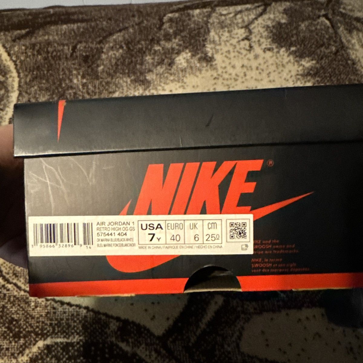 Jordan Brand AIR JORDAN 1 RETRO HIGH OG GS Size US 7 / EU 40 - 4 Thumbnail