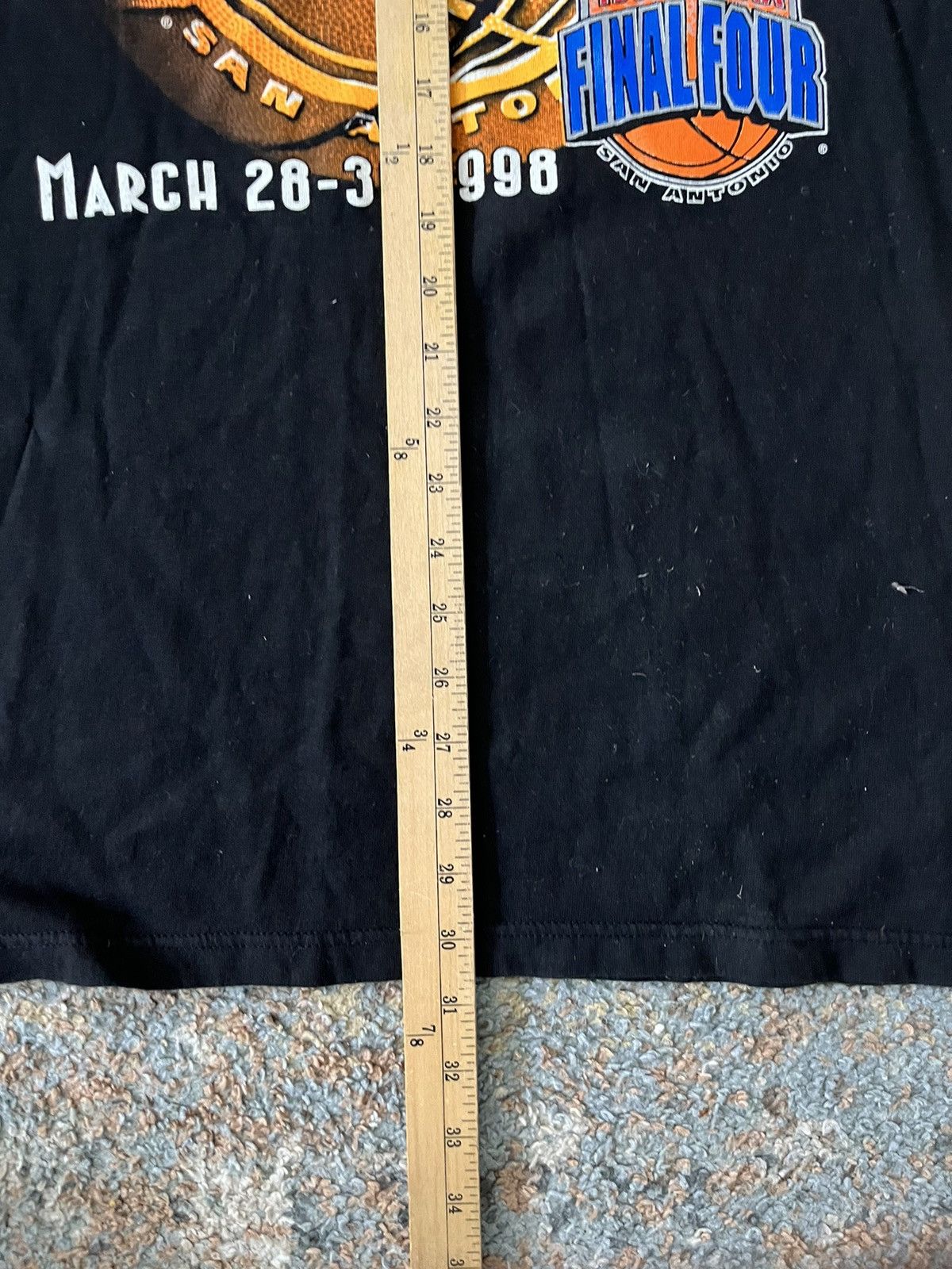 Logo 7 × Vintage Vintage 1998 NCAA Basketball Final Four San Antonio T-shirt Size US XL / EU 56 / 4 - 6 Thumbnail