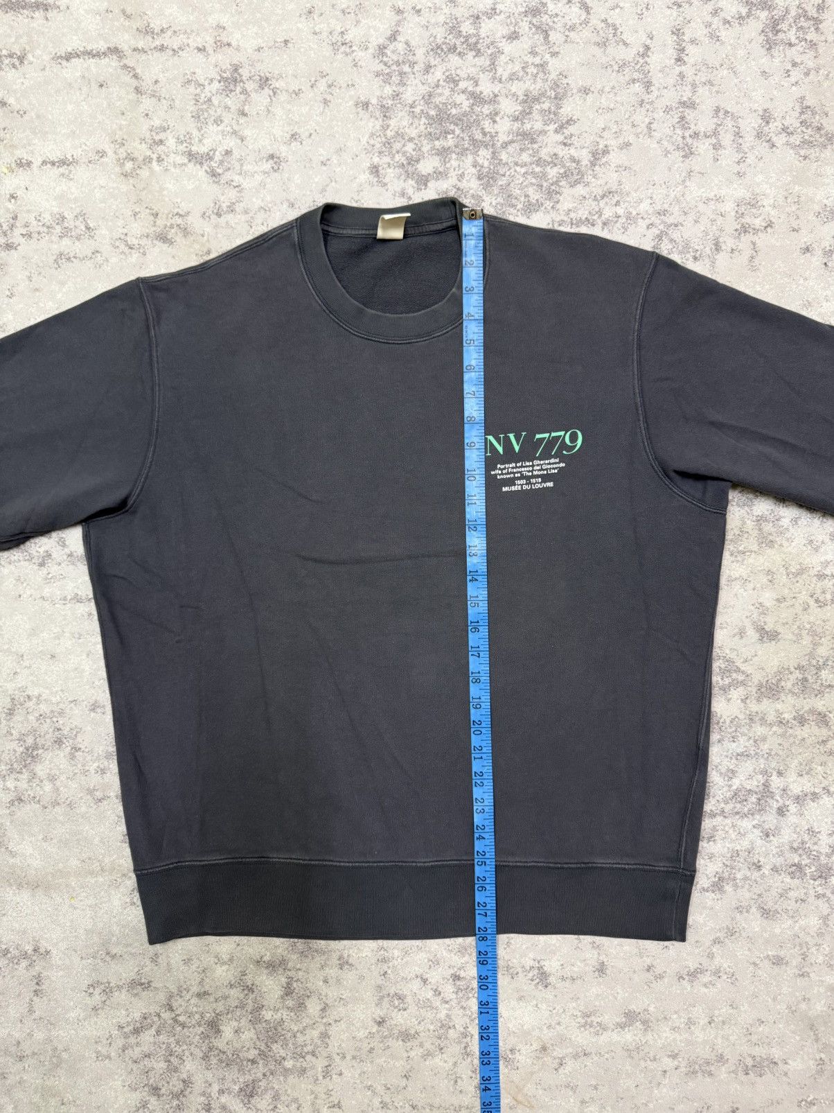 Uniqlo UNIQLO MUSEE DU LOURVE X PETER SAVILE POTRAITLISA SWEATSHIRT Size US XL / EU 56 / 4 - 13 Thumbnail