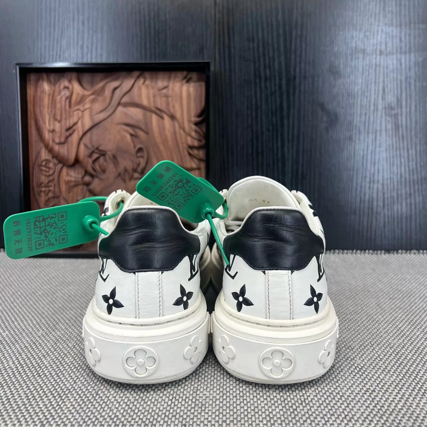 Louis Vuitton LV Time Out Black White All Over Print 34.5 Size US 4 / IT 34 - 7 Thumbnail