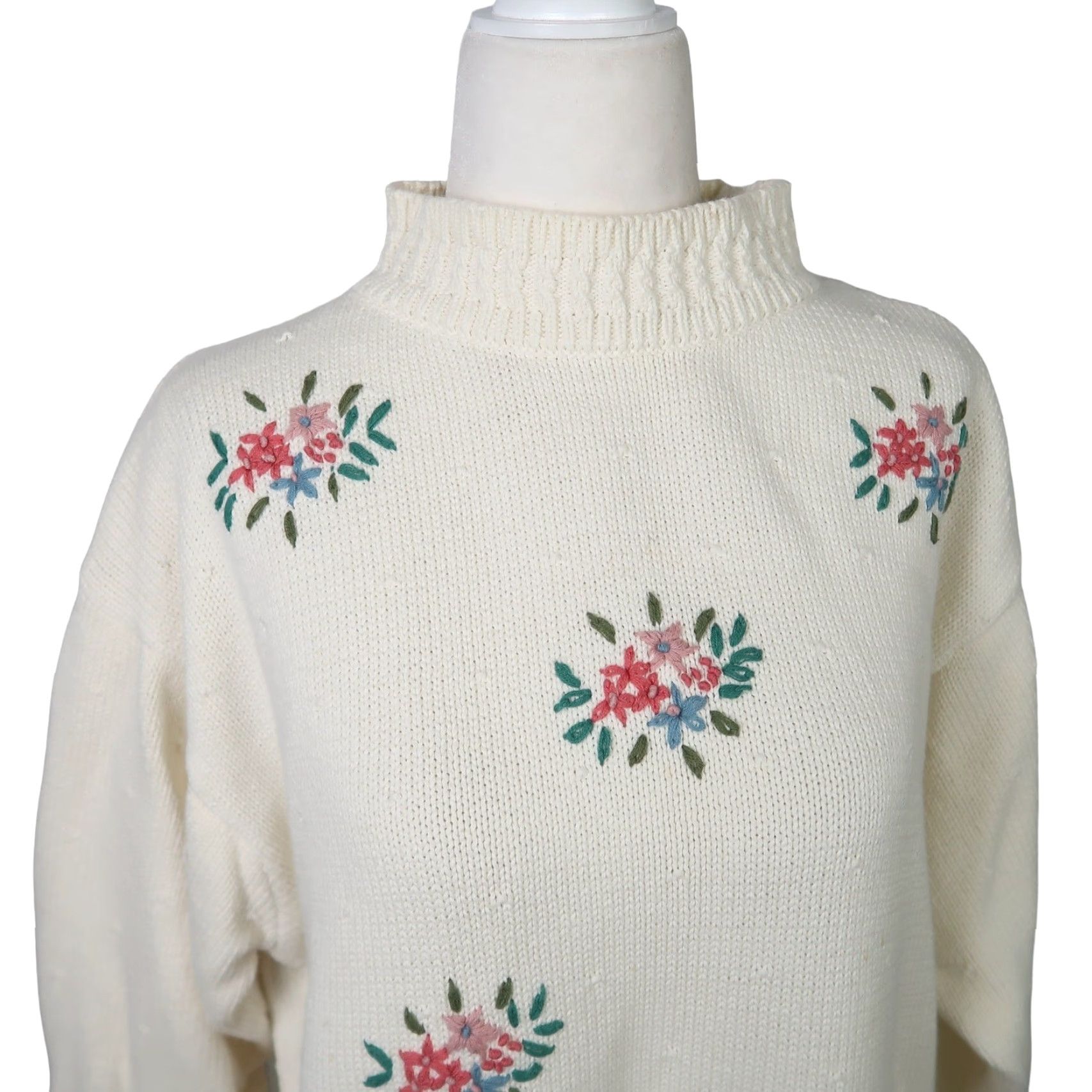Vintage VINTAGE 80s Cream Cotton Knit Embroidered Mockneck Sweater L Women Floral 90s Pullover Size L / US 10 / IT 46 - 2 Thumbnail