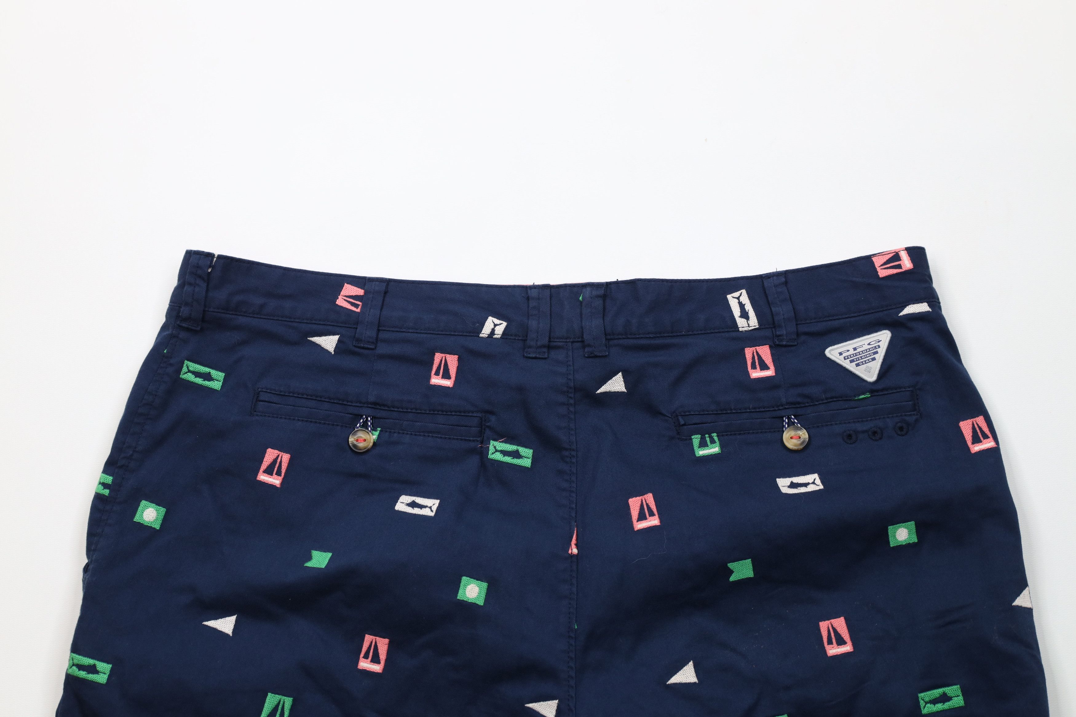 Columbia Columbia PFG Sailboat Fish All Over Print Chino Shorts Blue Size US 38 / EU 54 - 9 Thumbnail