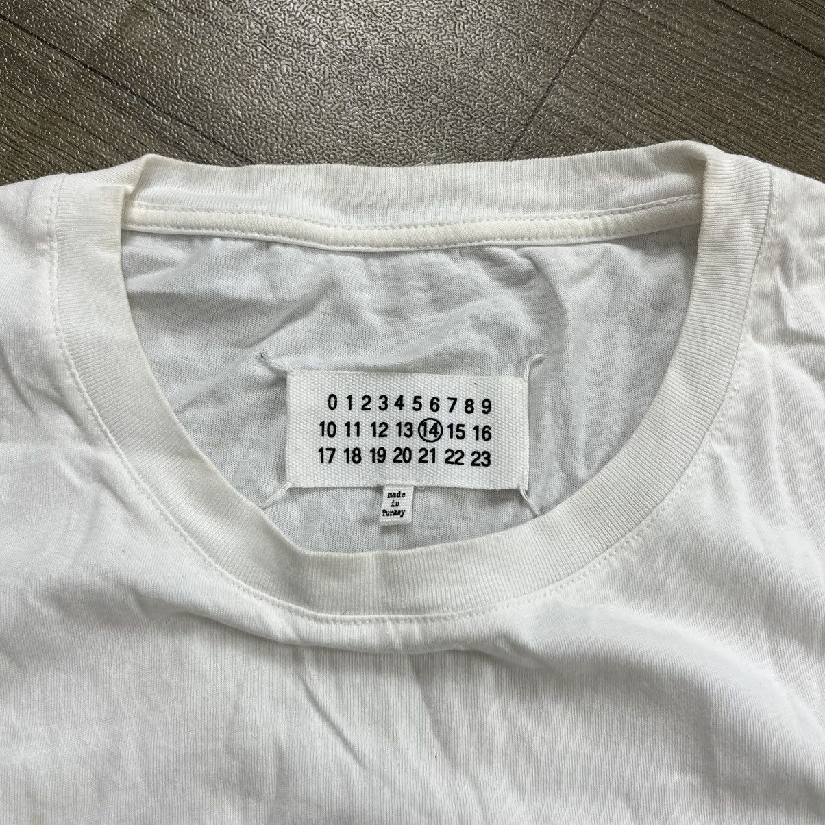 Maison Margiela Luxury Maison Martin Margiela Paris Stereotype White Tee Size US M / EU 48-50 / 2 - 5 Thumbnail