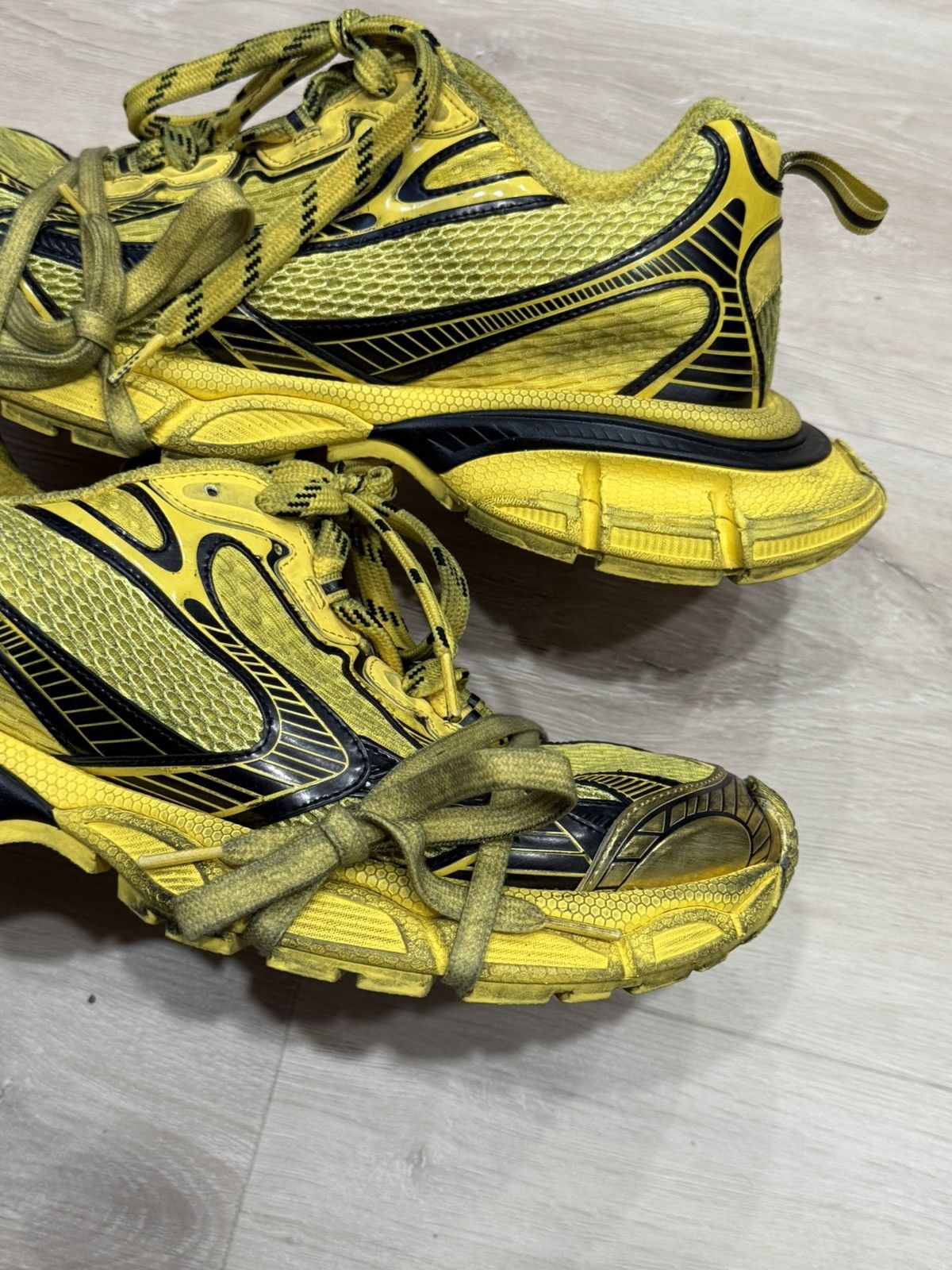 Balenciaga Balenciaga 3xl Distressed Sneakers ‘Yellow’ Size US 12 / EU 45 - 6 Thumbnail