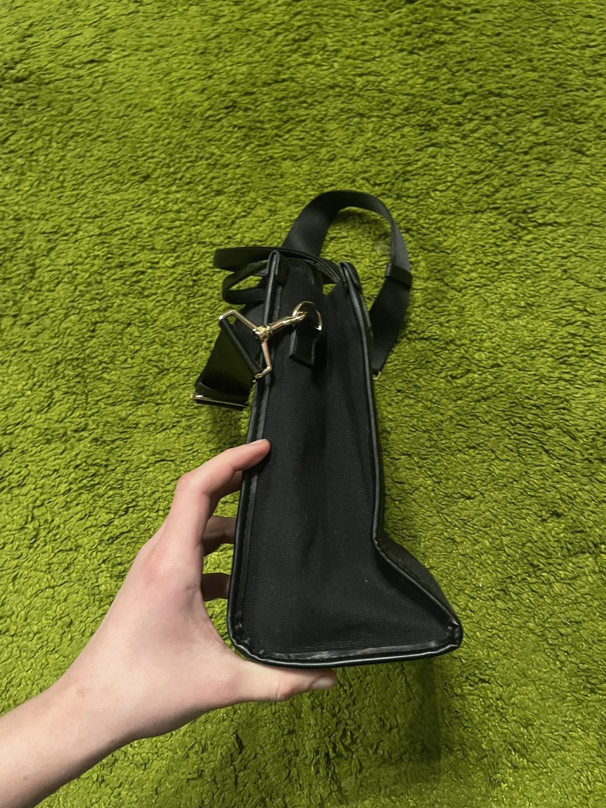 Designer × Versace × Vintage Versace Fragrances parfum line shoulder bag 2000s vintage Size ONE SIZE - 3 Thumbnail