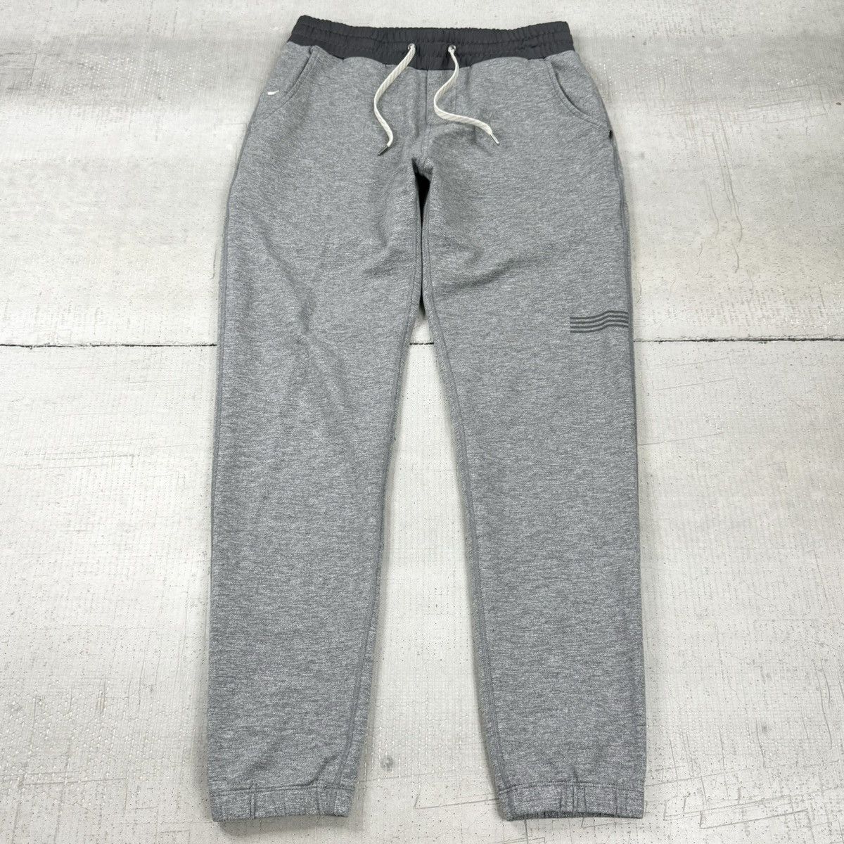 Vuori Vuori Balboa Joggers Sweatpants Size US 30 / EU 46 - 1 Thumbnail