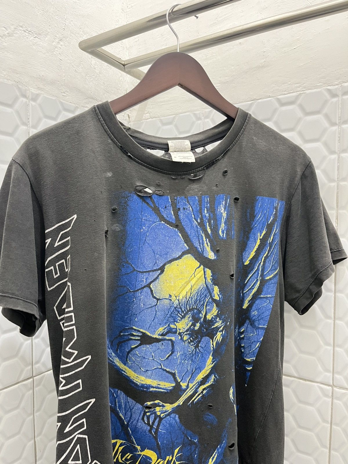 Band Tees × Vintage Vintage Thrashed Iron Maiden Tee Size US M / EU 48-50 / 2 - 10 Thumbnail