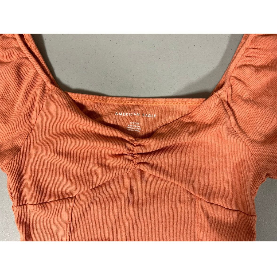 American Eagle Outfitters Orange Solid Flounce Sleeve Crop Top Shirt Blouse Size S 🍊✨ Size S / US 4 / IT 40 - 3 Thumbnail