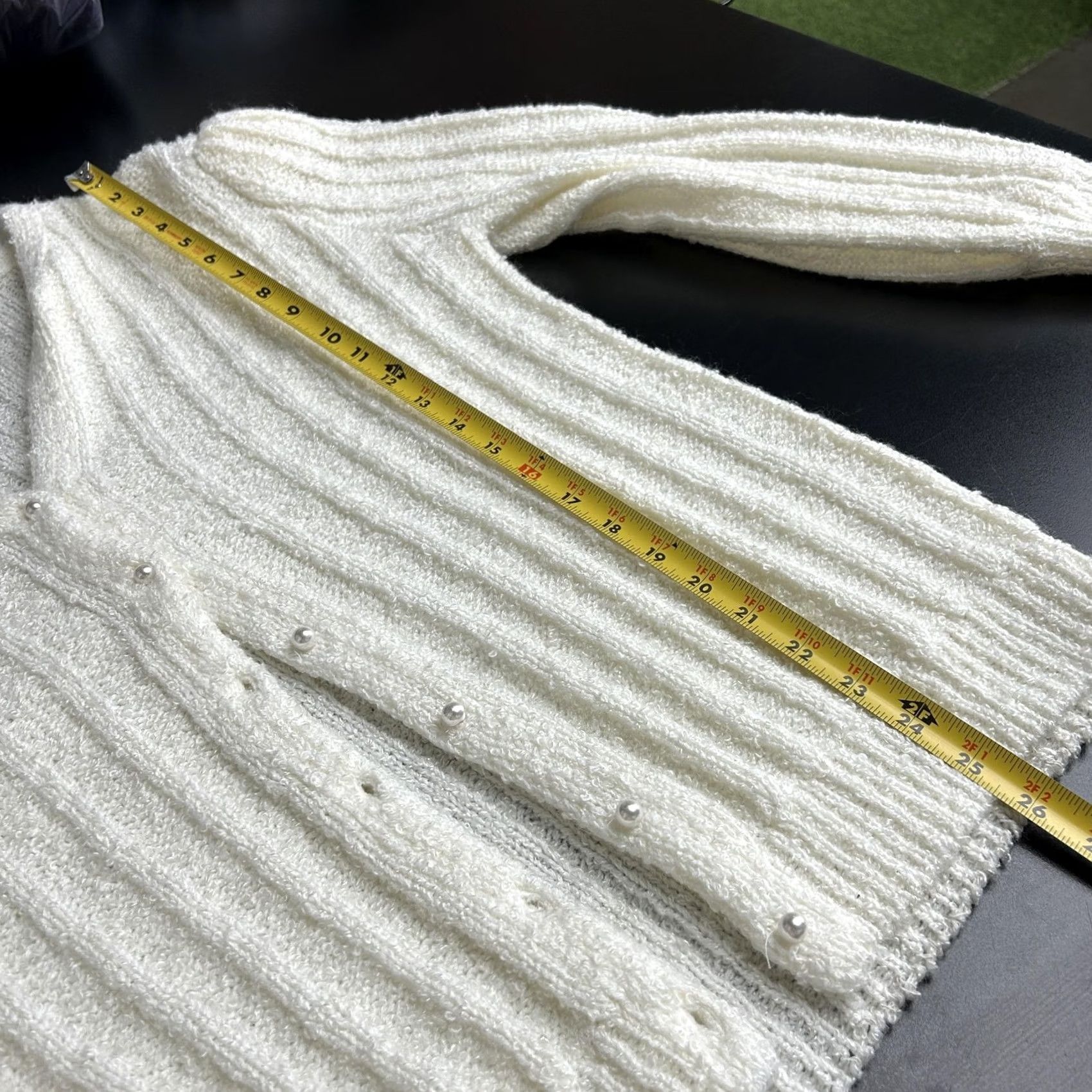Vintage VINTAGE Maggie Lawrence Sweater Womens 20W White Cardigan Pearl Buttons 80s Size 3XL / US 20-22 - 5 Thumbnail