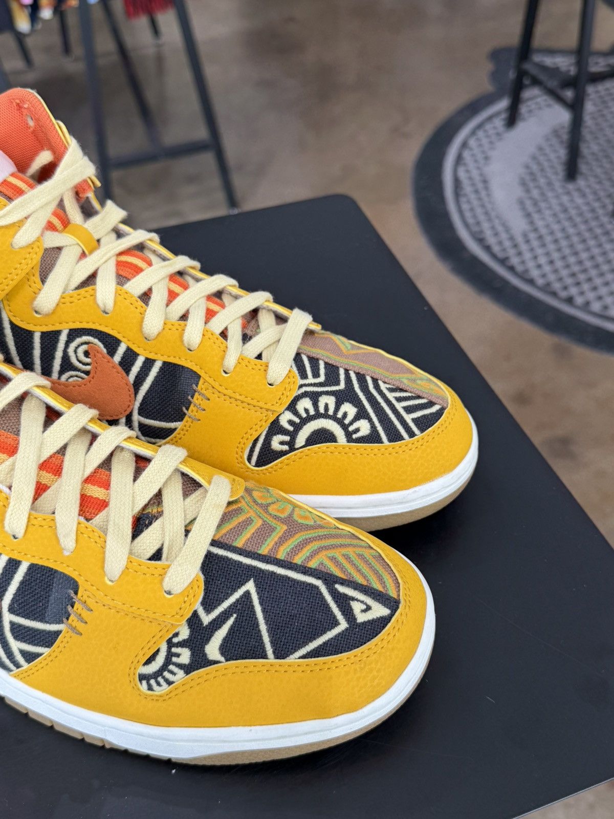 Nike Nike Dunk High Somos Familia Size 10.5 (2022) Size US 10.5 / EU 43-44 - 8 Thumbnail