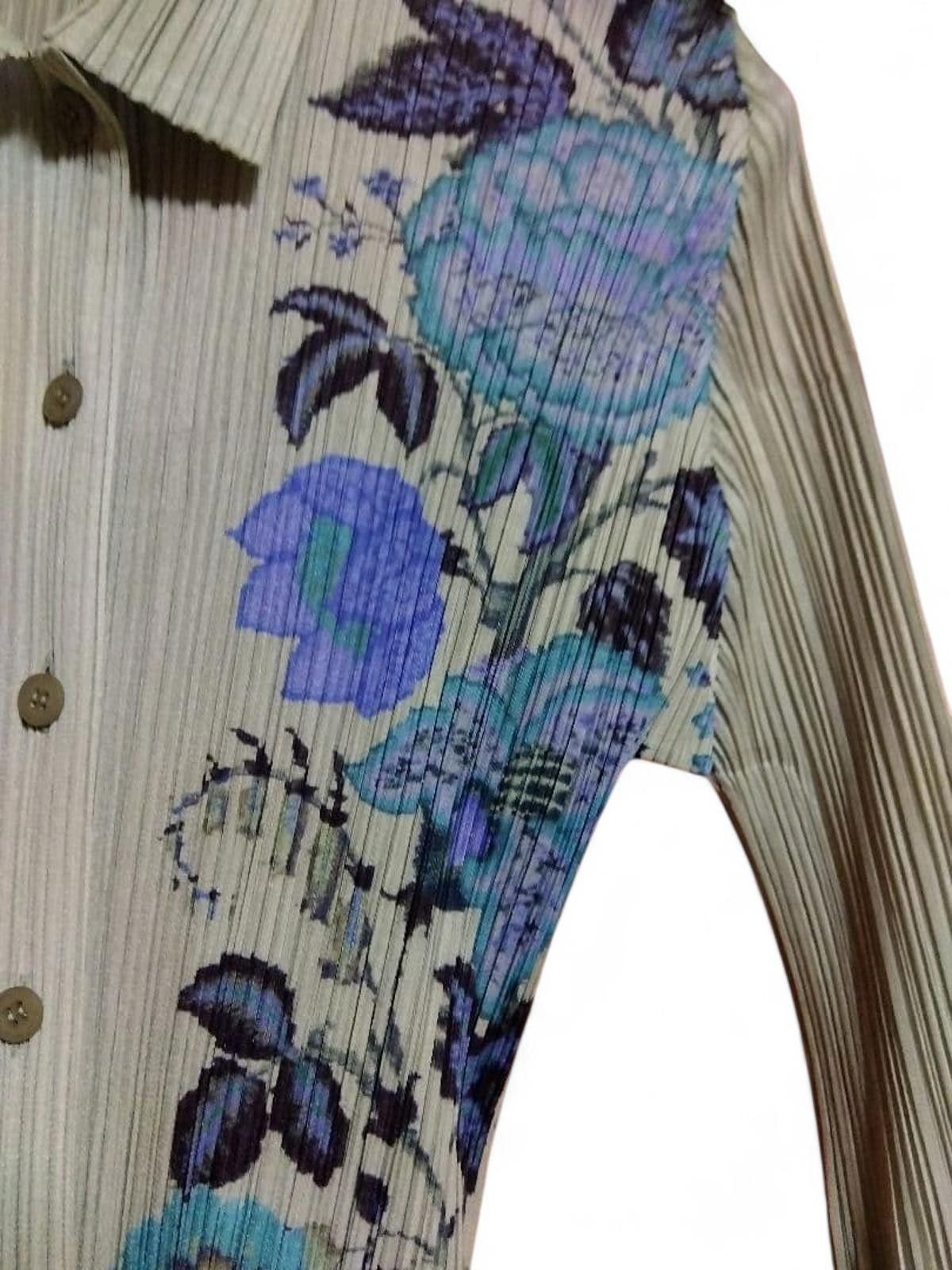 Issey Miyake Issey Miyake - Pleats Please Ribbed Blouse Floral Design Size M / US 6-8 / IT 42-44 - 3 Thumbnail