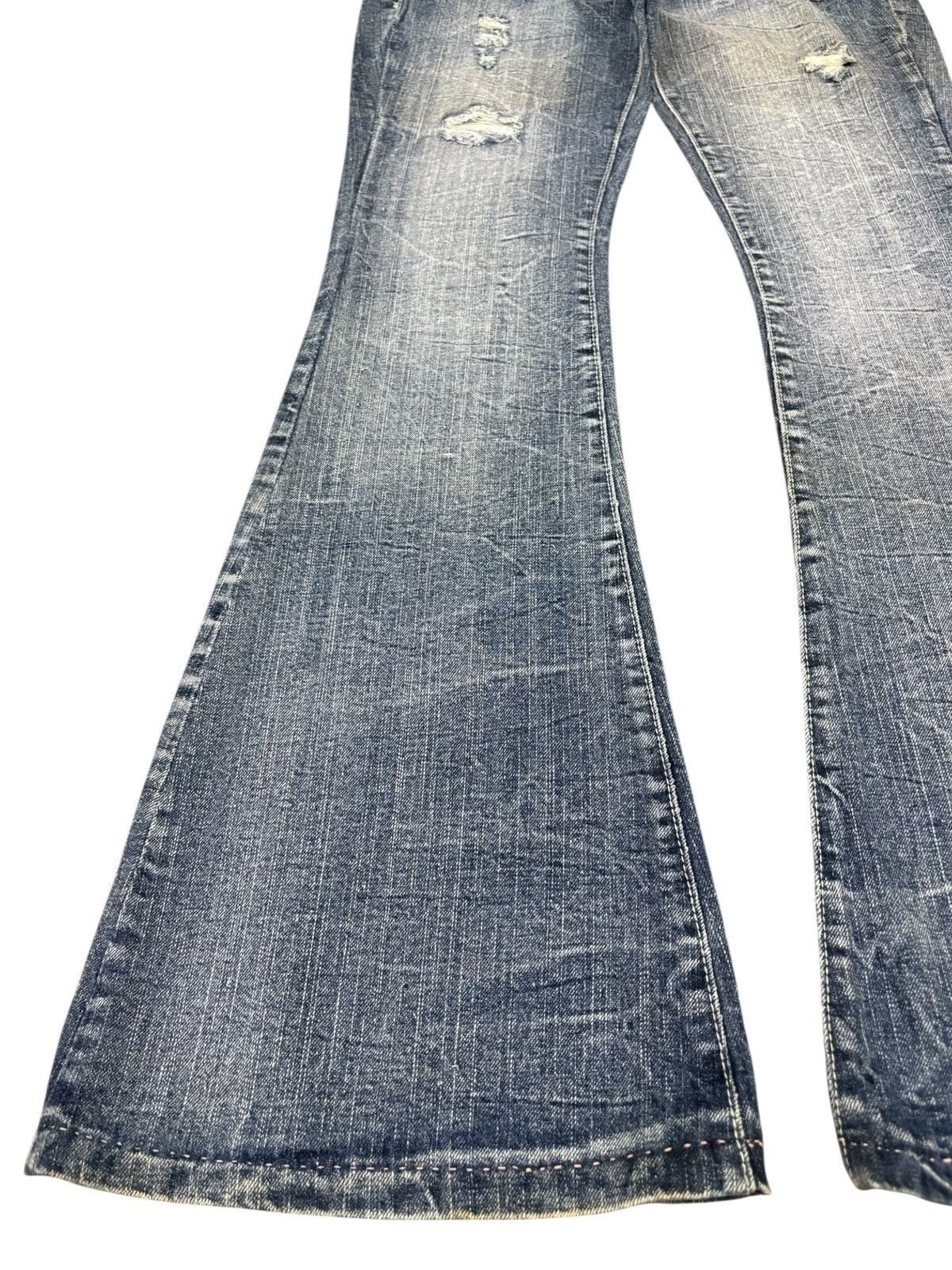 Yasuyuki Ishii Vintage Japanese Brand Faded Distressed Flare Jeans Size 30" / US 8 / IT 44 - 6 Thumbnail