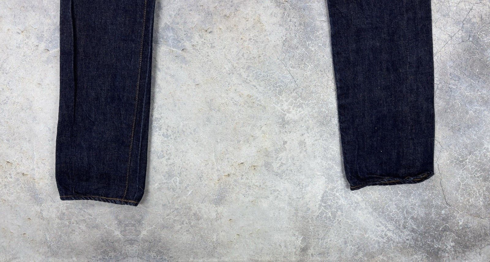 Levi's LEVI'S 501XX 37501 Made in JAPAN Selvedge Big-E Vintage W36 Size US 36 / EU 52 - 7 Thumbnail