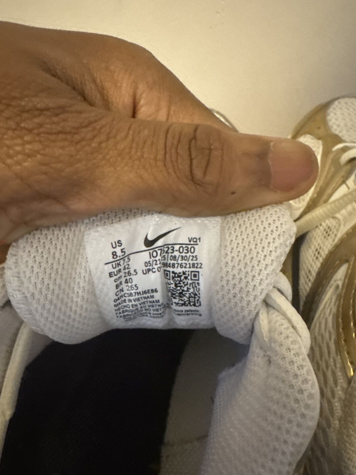 Nike Nike v5 RNR Size US 8.5 / EU 41-42 - 5 Thumbnail