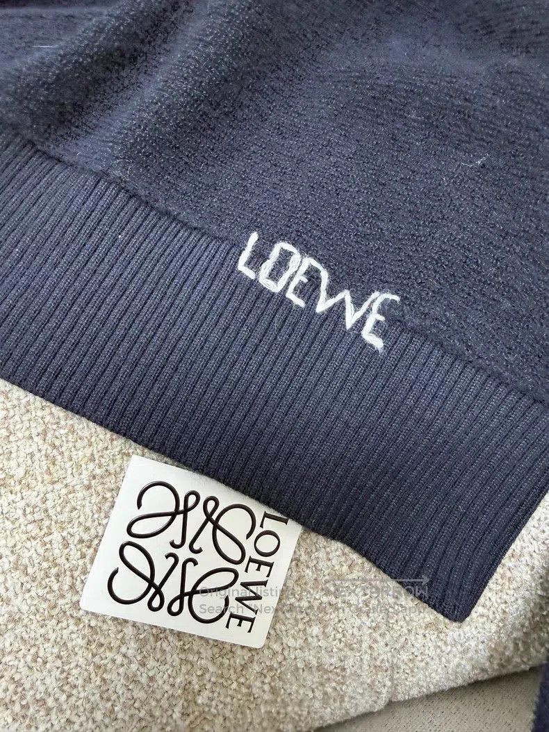 Loewe Loewe Dark Blue Embroidered Beige Letter Long Sleeve Round Size M / US 6-8 / IT 42-44 - 4 Thumbnail