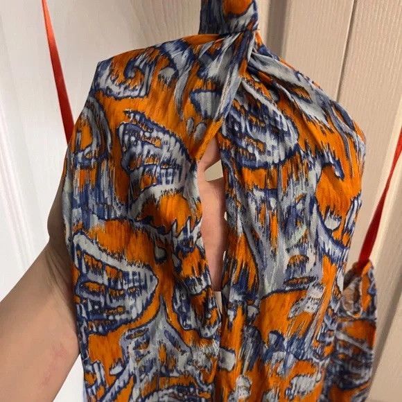 Bcbgmaxazria NWT BCBGMaxAzria Tie Halter Romper size L Size L / US 10 / IT 46 - 5 Thumbnail