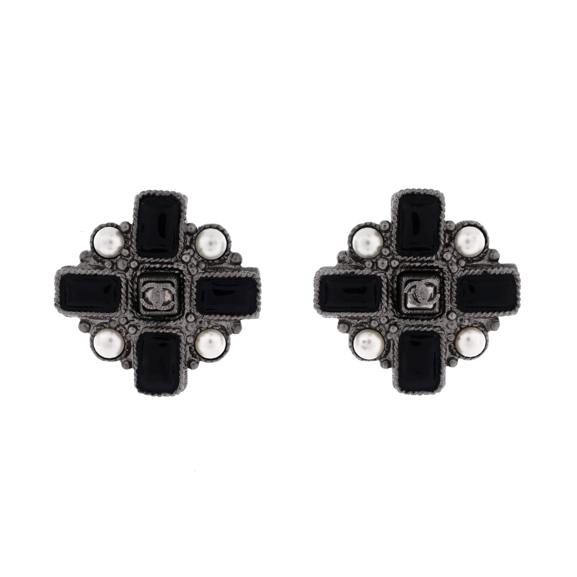 Chanel CC Cross Clip-On Earrings Size ONE SIZE - 1 Thumbnail