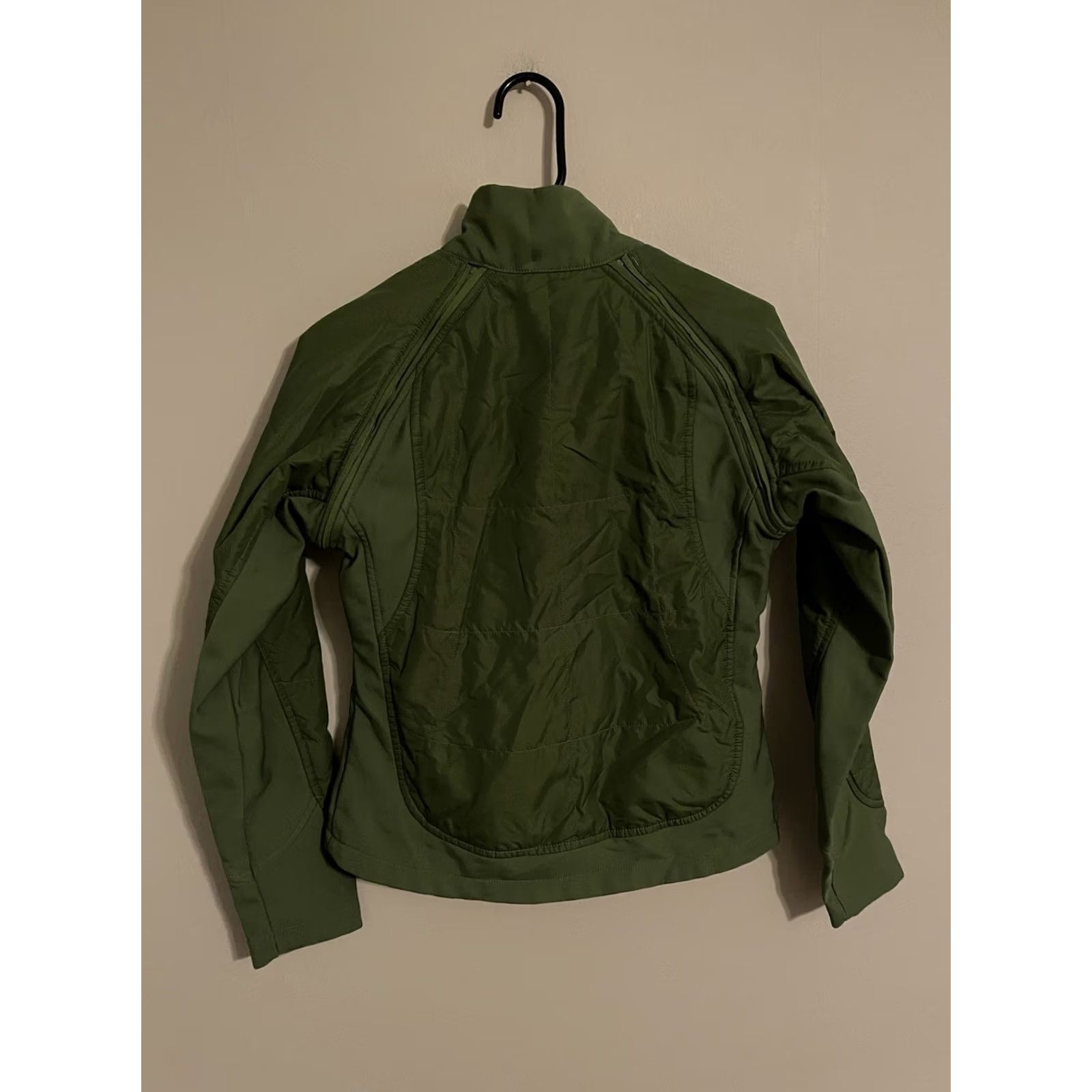 Nike VINTAGE Nike ACG Thinsulate Convertible Zip Off Sleeves Vest Jacket Womens Small Green Jacket Womens Size S / US 4 / IT 40 - 4 Thumbnail