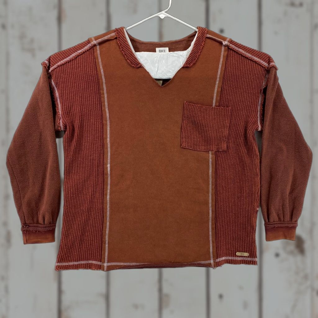 BKE VINTAGE NEW BKE Pieced Waffle Knit Medium Top Long Sleeve Front Pocket Rust Oversized Size M / US 6-8 / IT 42-44 - 1 Thumbnail