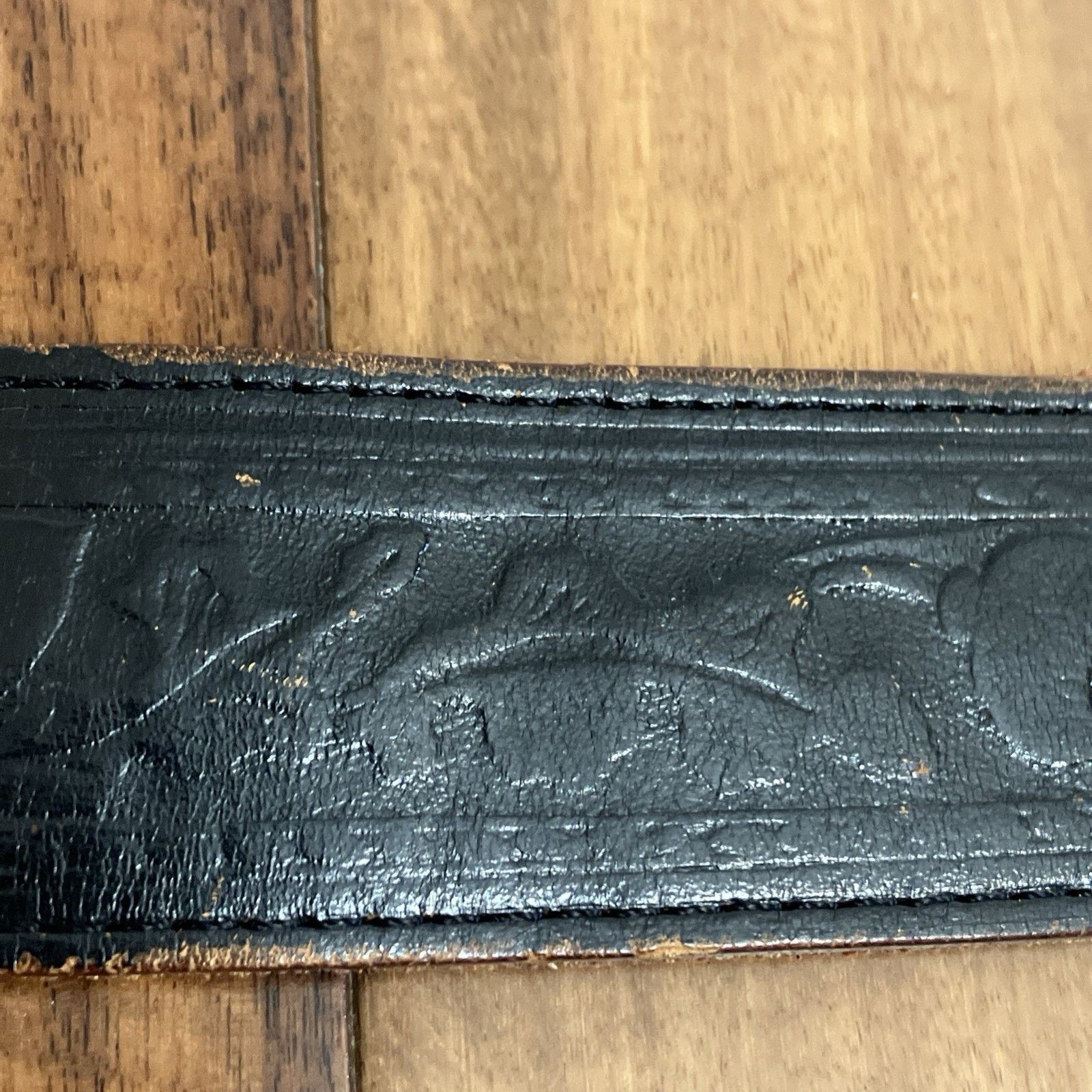Other International Harvester Tractor 1970s Leather Belt & Buckle Size ONE SIZE - 8 Thumbnail