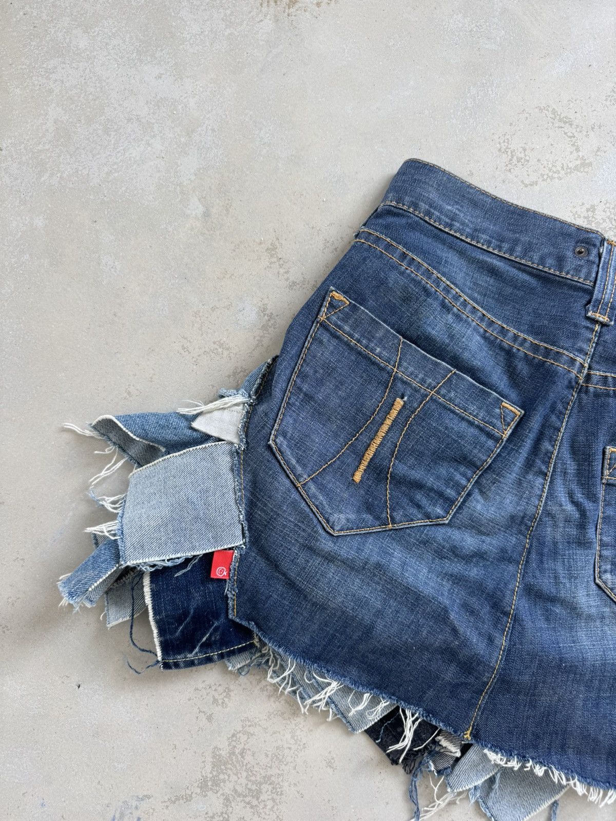 Vintage Vintage denim skirt Avantgarde Size 27" / US 4 / IT 40 - 4 Thumbnail