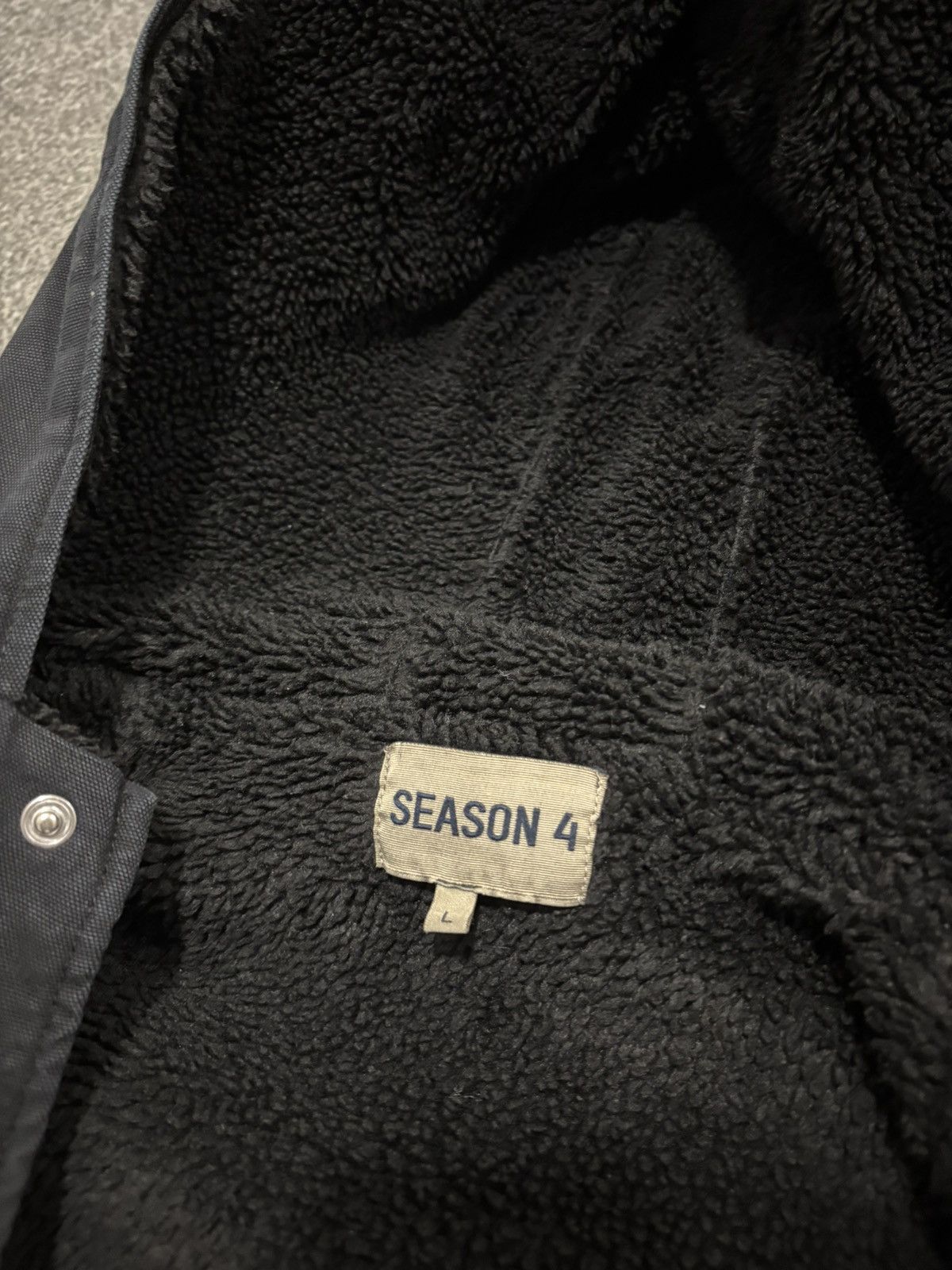 Yeezy Yeezy Season 4 Hooded Coach Shearling Jacket Bat Parka Size US L / EU 52-54 / 3 - 6 Thumbnail
