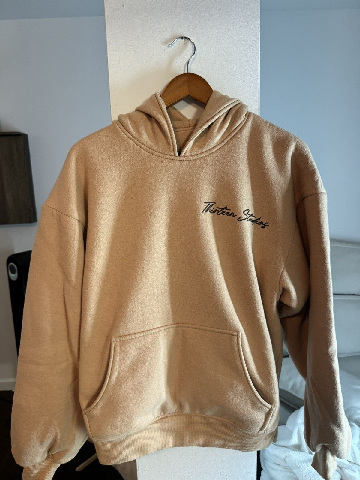 Thirteen Studios Boxy thirteen studios hoodie! Size US M / EU 48-50 / 2 - 1 Thumbnail