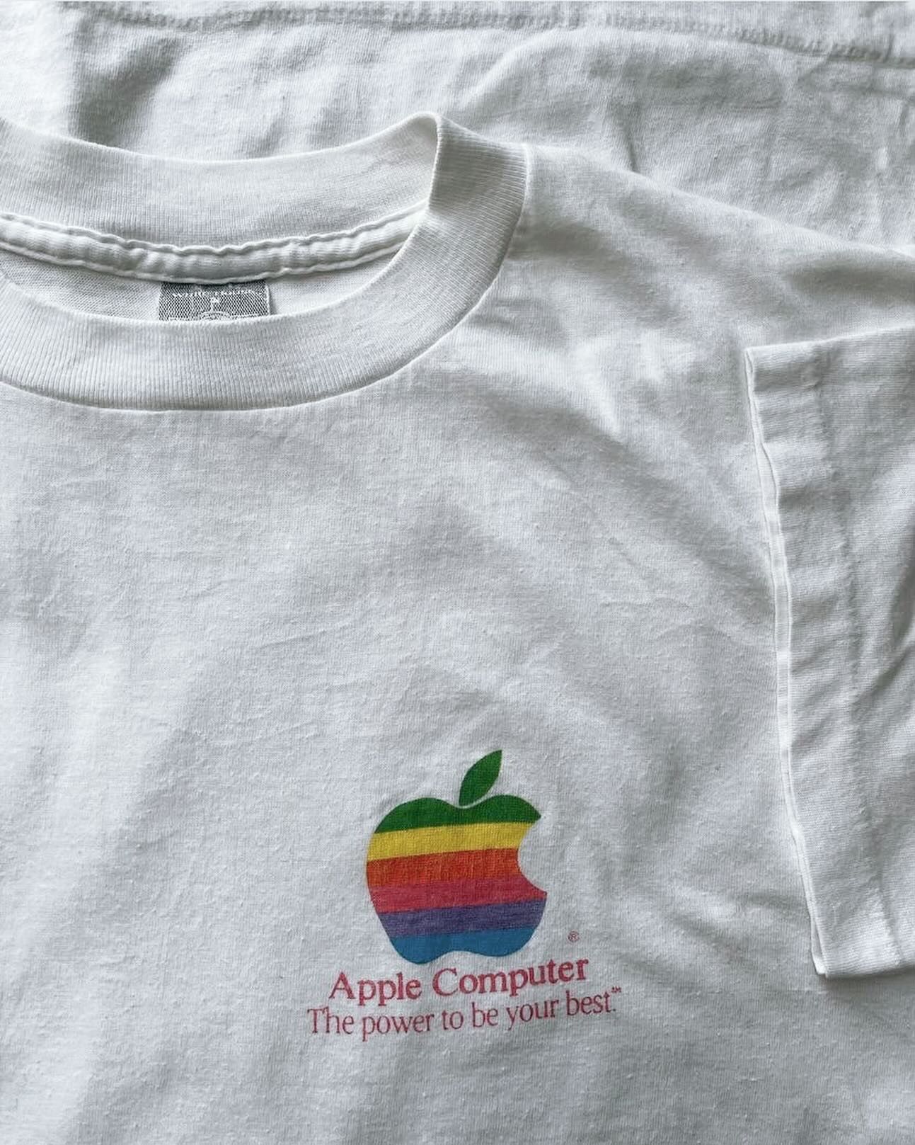 Apple Vintage Apple tshirt Size US M / EU 48-50 / 2 - 1 Thumbnail