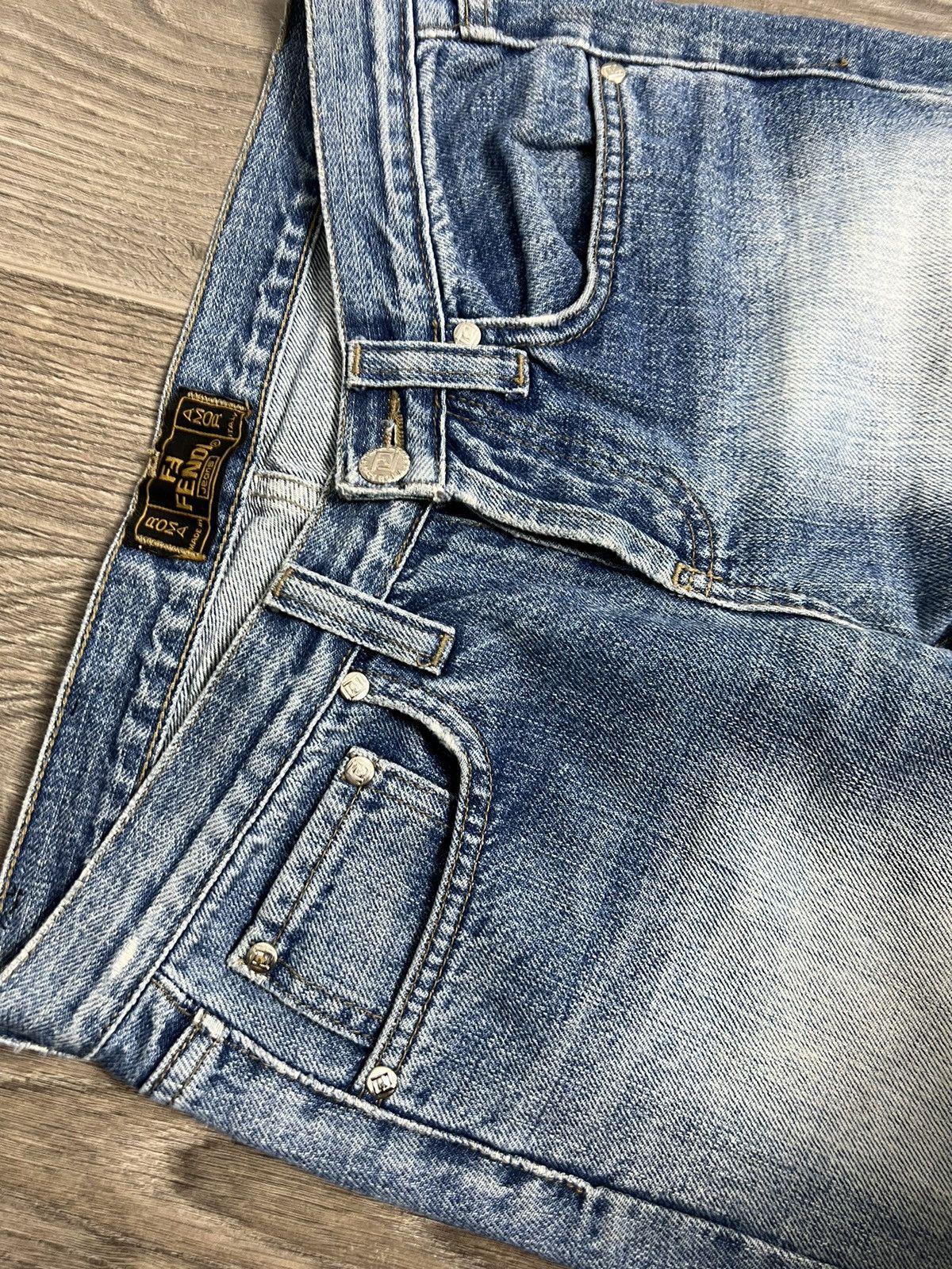 Fendi Vintage Fendi jeans bootcut washed denim 80s Size 27" / US 4 / IT 40 - 2 Thumbnail