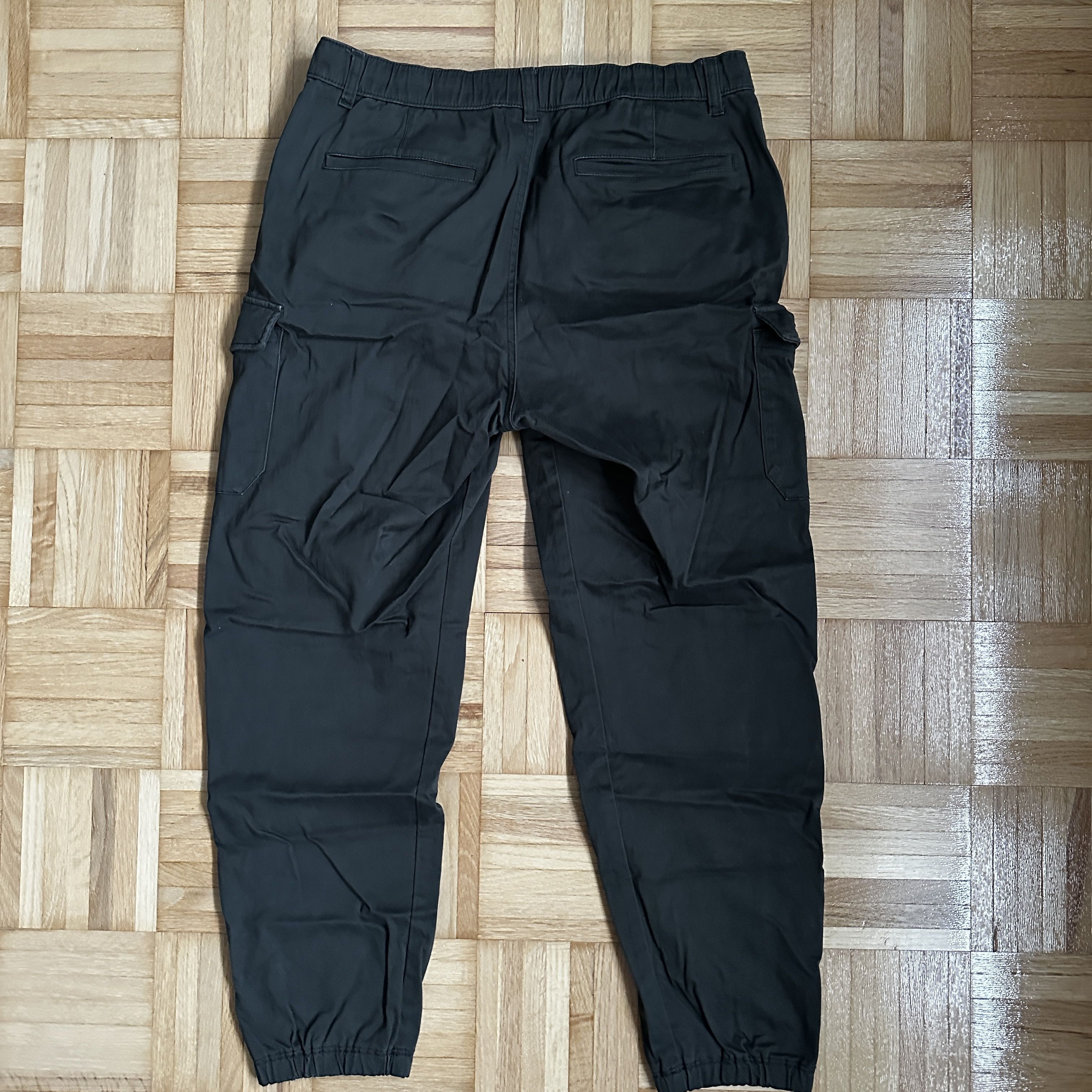 Uniqlo Uniqlo Unisex Cargo Jogger Pants Dark Green Large Size US 36 / EU 52 - 6 Thumbnail