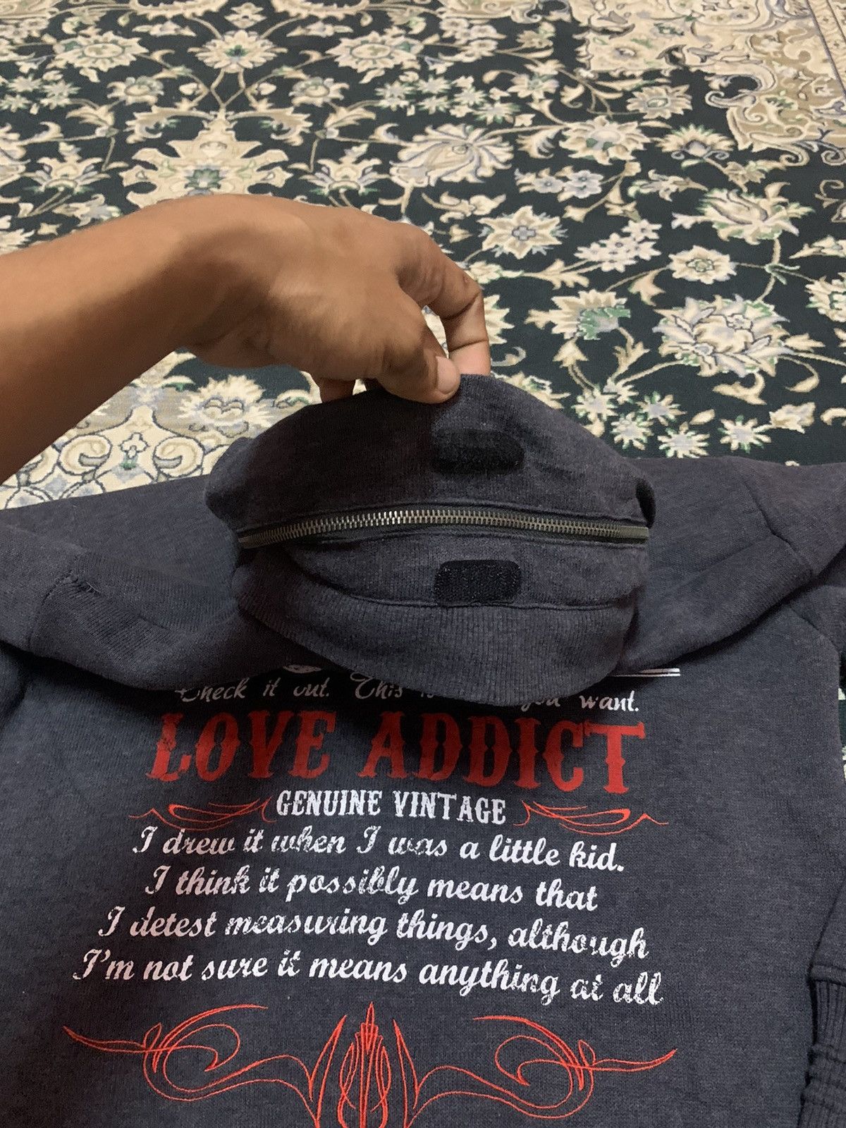 Von Dutch 🔥RARE🔥VON DUTCH LOVE ADDICT NICE BACKHIT Size US M / EU 48-50 / 2 - 13 Thumbnail