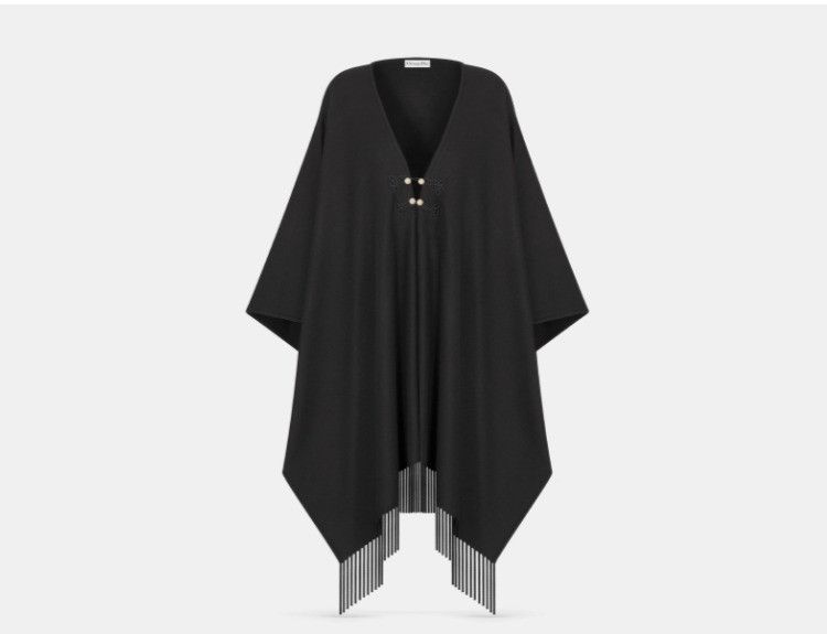 o1w1db10425 41ALA3 Size: OS / Poncho in Black