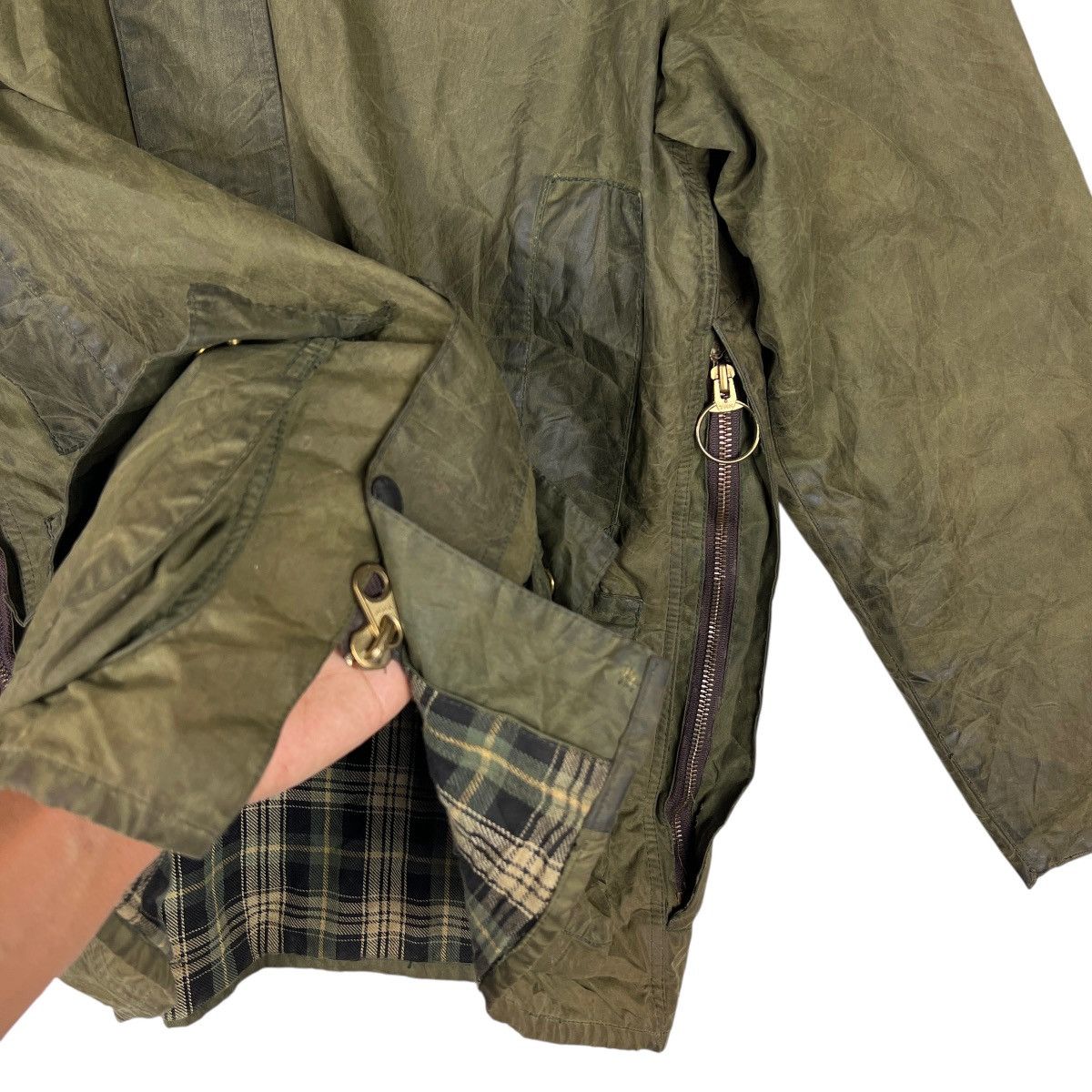 Barbour 🔥 VINTAGE BARBOUR BEAUFORT WAXED JACKET MADE IN ENGLAND Size US M / EU 48-50 / 2 - 13 Thumbnail