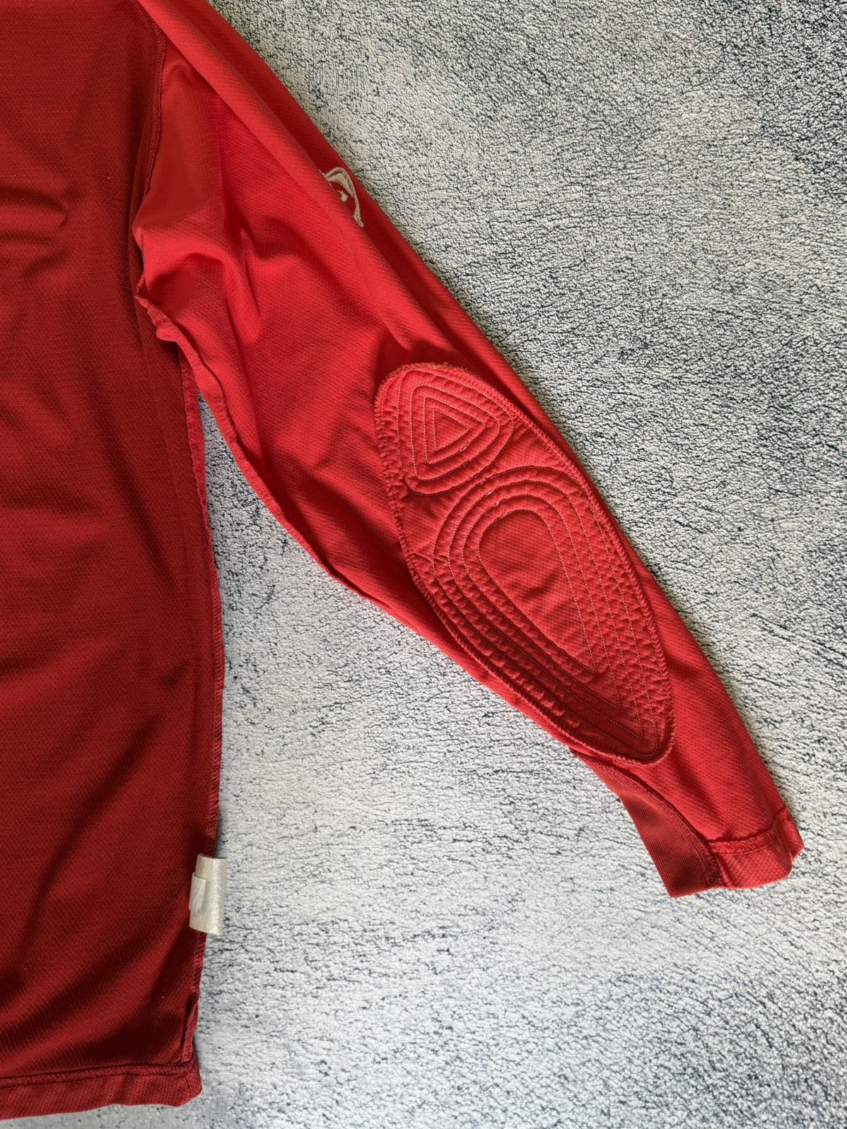 Nike VINTAGE FC BASEL 2005 GOALKEEPER SHIRT NIKE JERSEY NOVARTIS Size US S / EU 44-46 / 1 - 12 Thumbnail