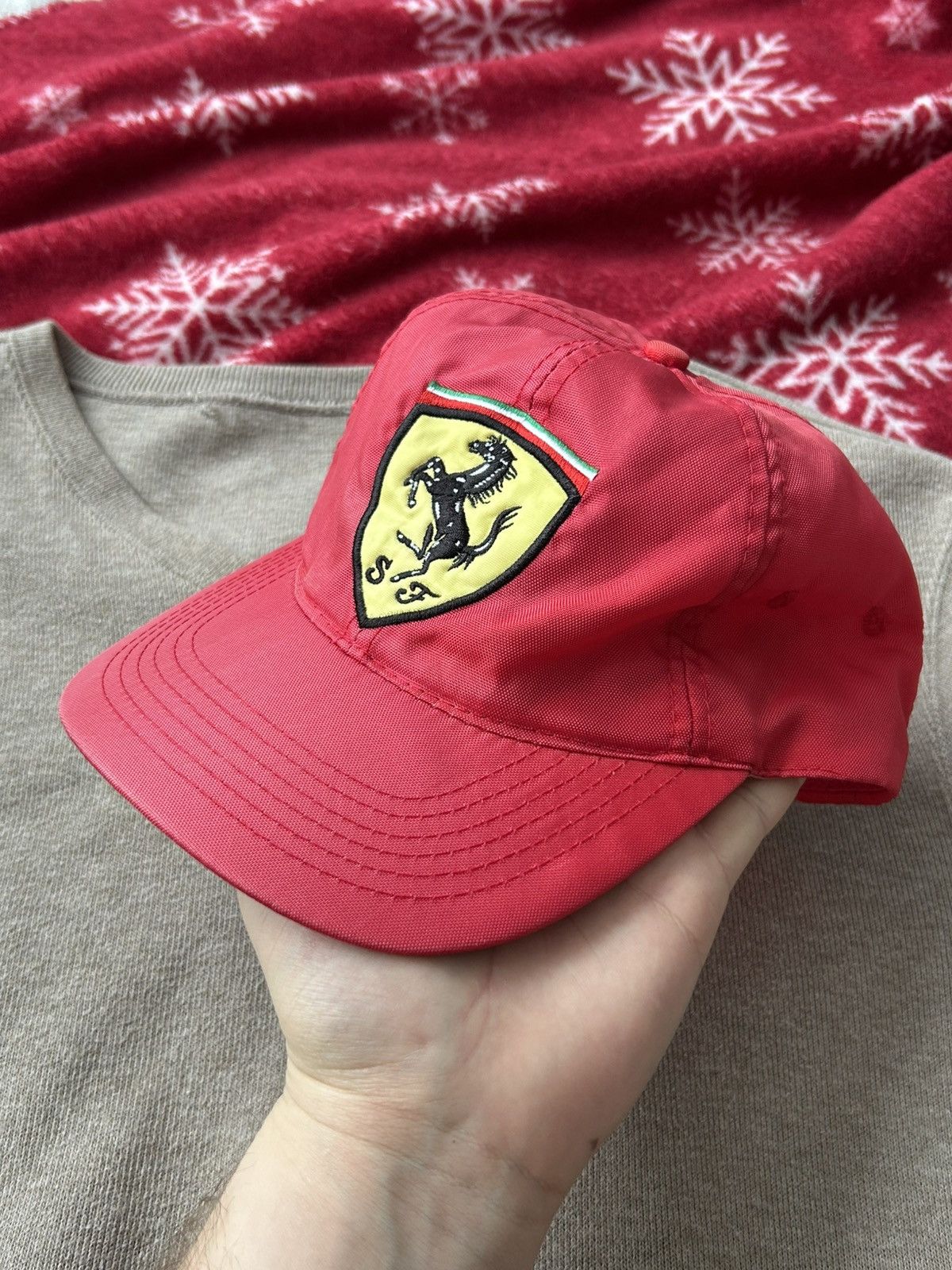 Ferrari Vintage red cap hats formula 1 Ferrari nylon Size ONE SIZE - 16 Thumbnail