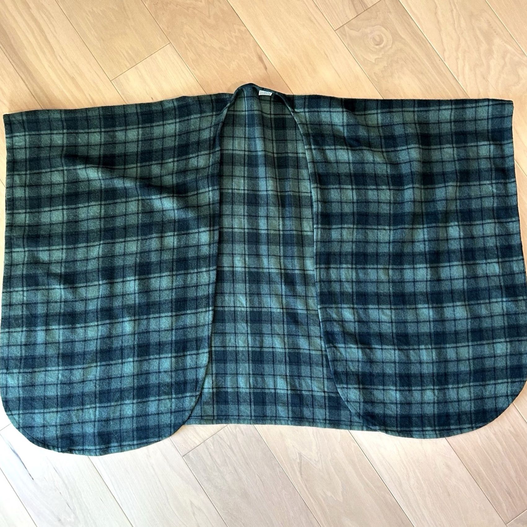 Vintage VINTAGE Texas Body Hangings Wool Plaid Wrap Poncho Cardigan Women’s One Size Size ONE SIZE - 4 Thumbnail
