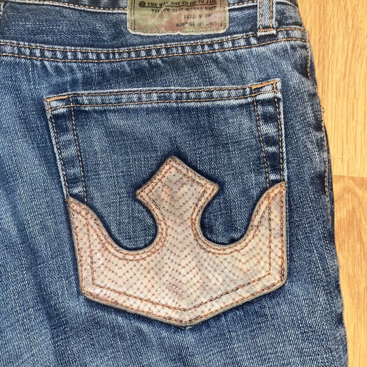 PPFM Vintage Archive Distressed PPFM Snakeskin Relaxed Jeans Size US 29 - 6 Thumbnail