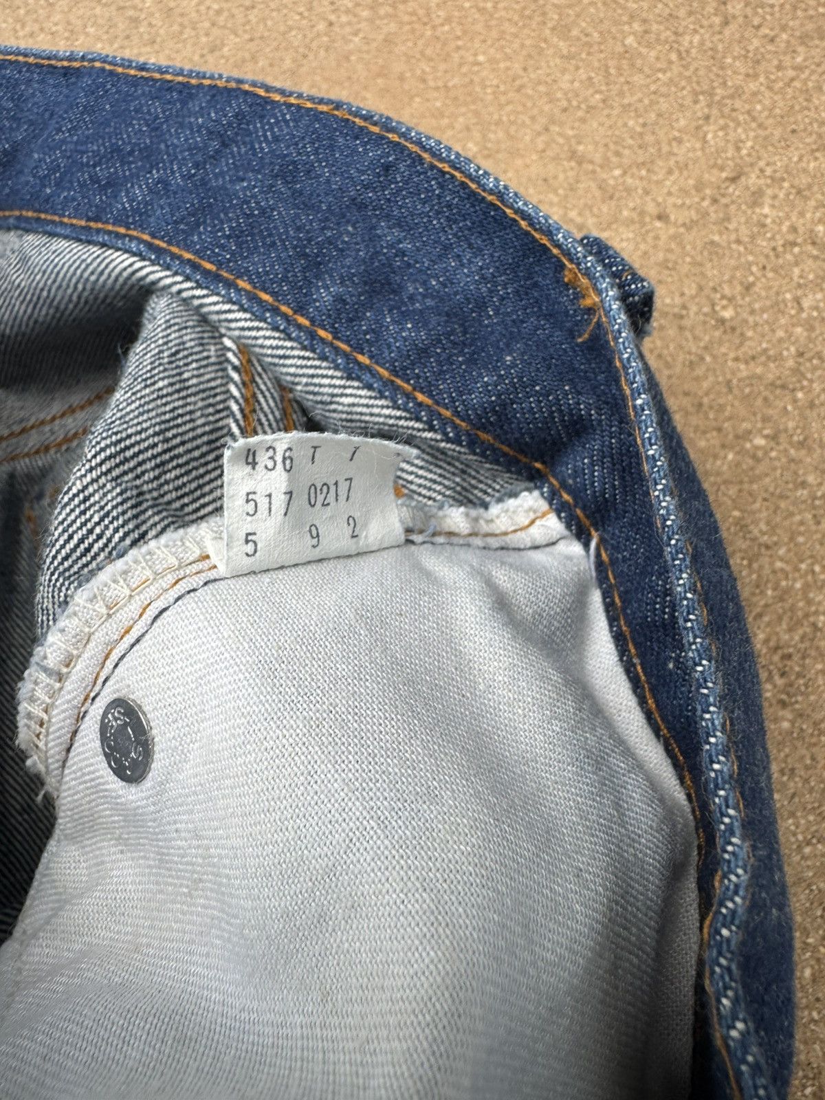 Levi's Vintage 70’s Levi’s 517xx Red Tab Bootcut Flare Jeans 29x31 Size US 29 - 6 Thumbnail
