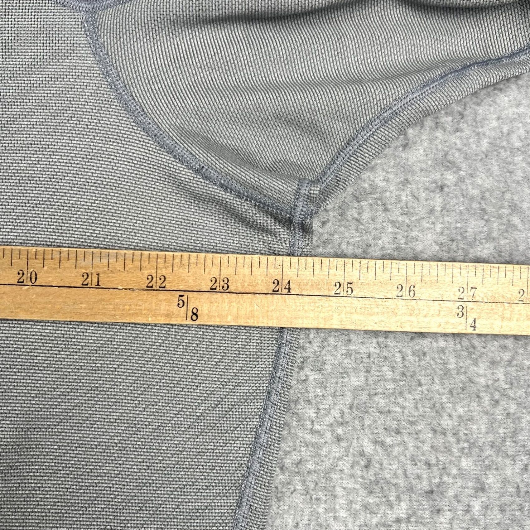 Patagonia Patagonia Capilene 3 Shirt Baselayer Long Sleeve XL Mens Grey Hiking UPF Shirt Mens XL Grey Patagonia Capilene 3 Baselayer Long Sleeve Hiking UPF Size US XL / EU 56 / 4 - 4 Thumbnail